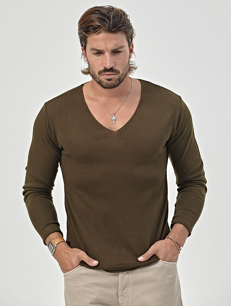 MARCEL V-NECK SWEATER IN GREEN - Main Image