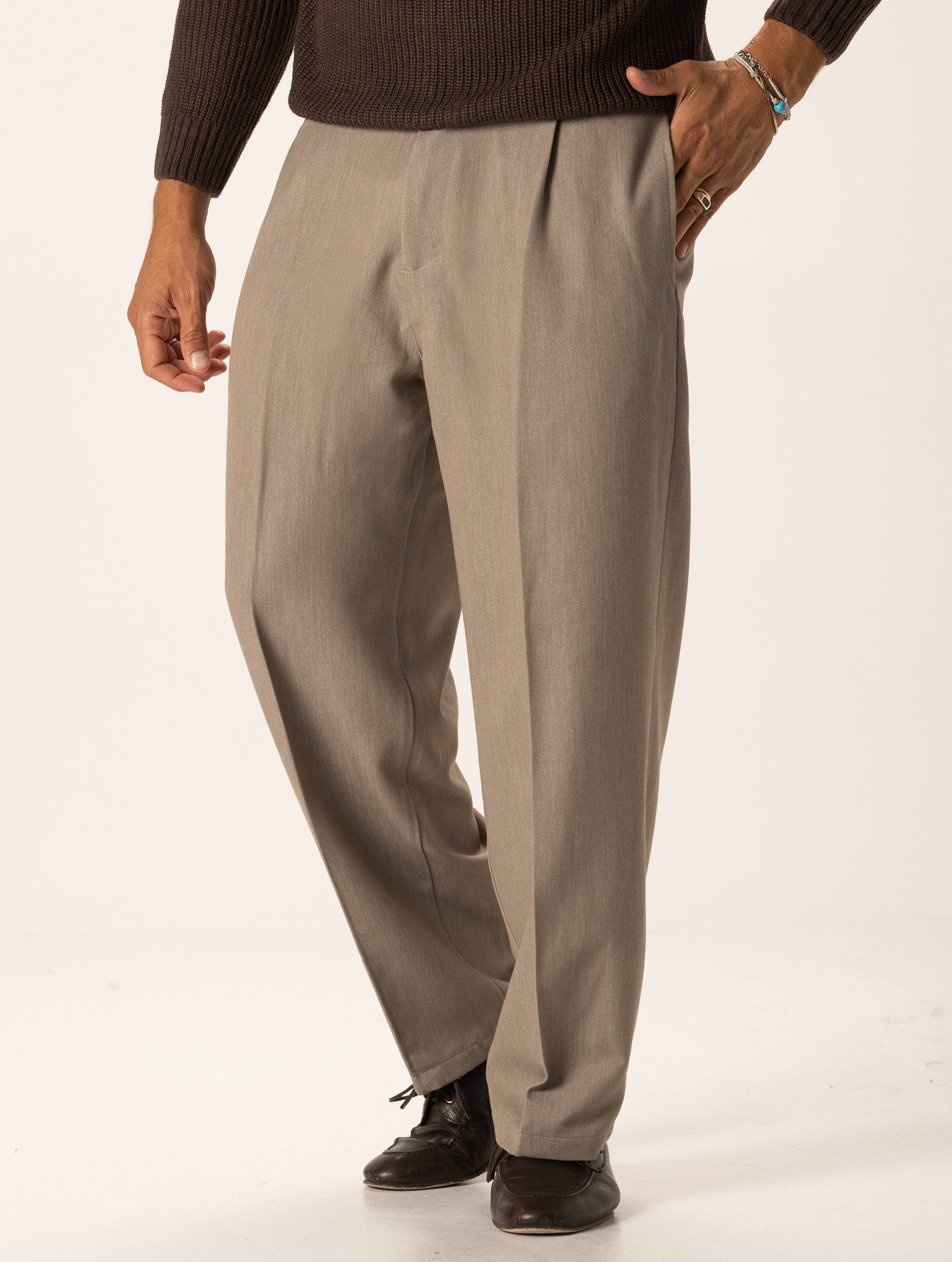 Casual wide leg pants in beige