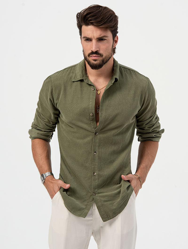 Beige Camicia Verde Militare Abbinamento Uomo Verde Oliva Cammello