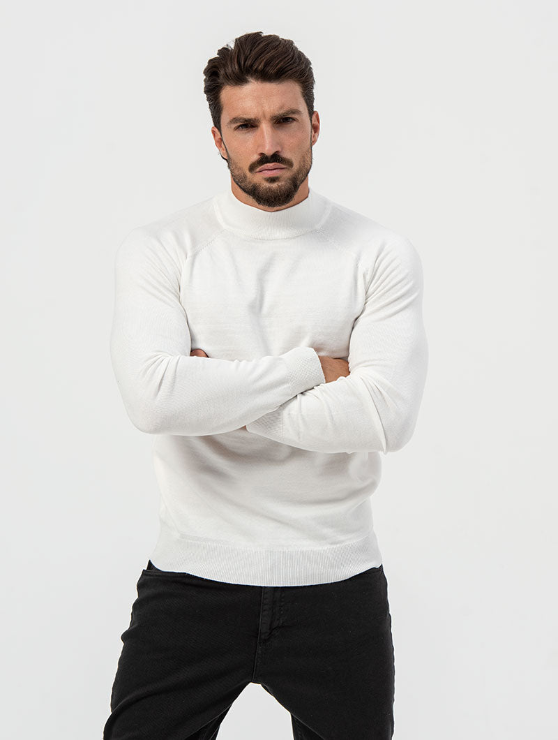 DOMINIC ROLLNECK SWEATER IN WHITE