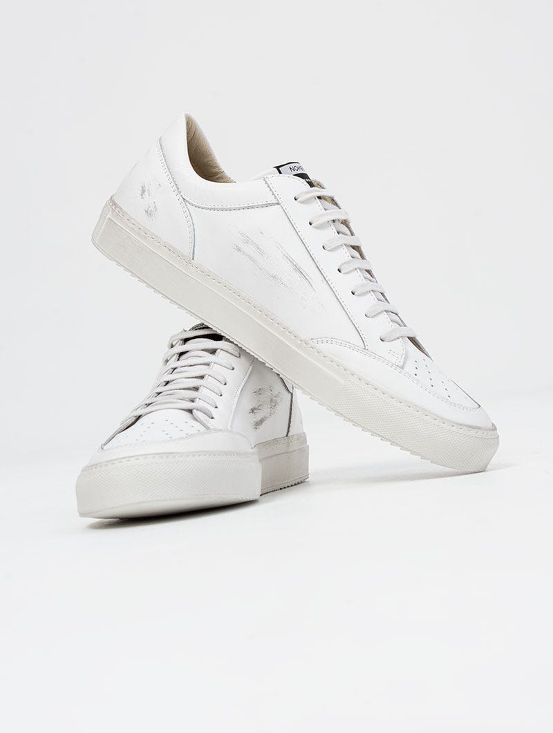 009 SNEAKERS IN OFF WHITE