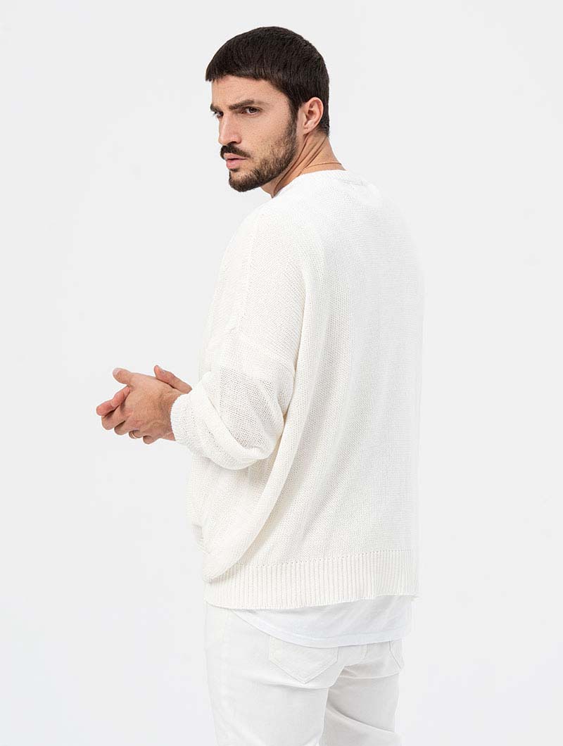 JAMES OVER SWEATER