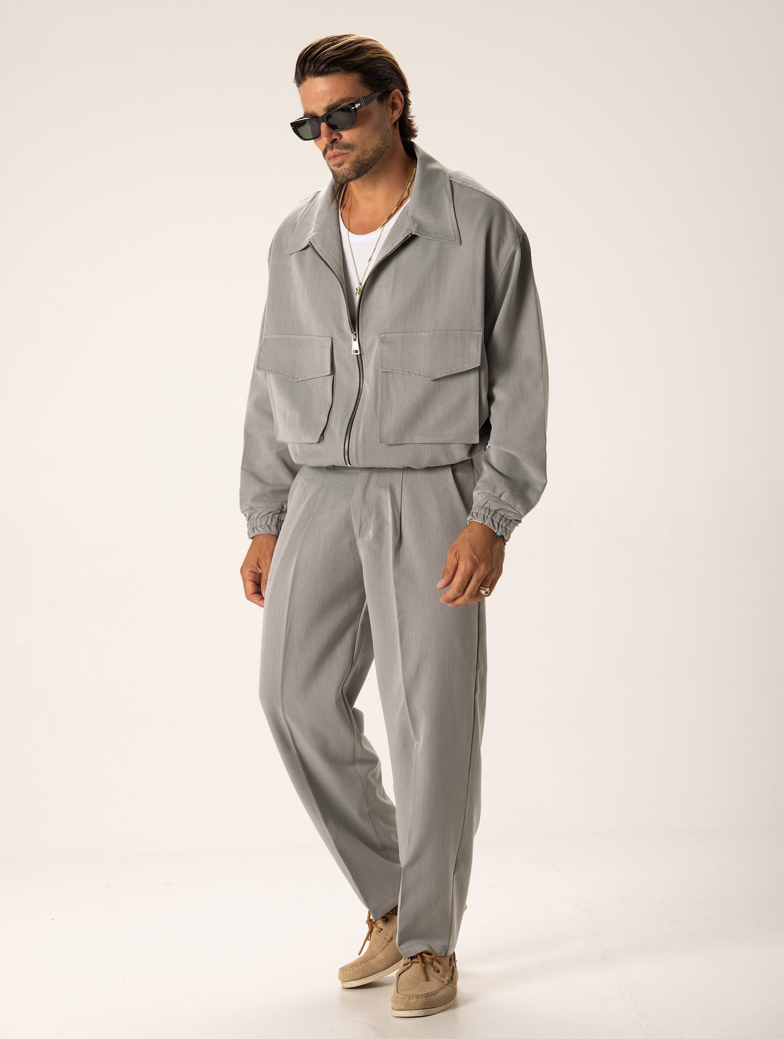 JORDAN TRAJE CASUAL GREIGE