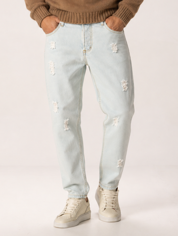 CARROT FIT DISTRESSED JEANS IN DENIM