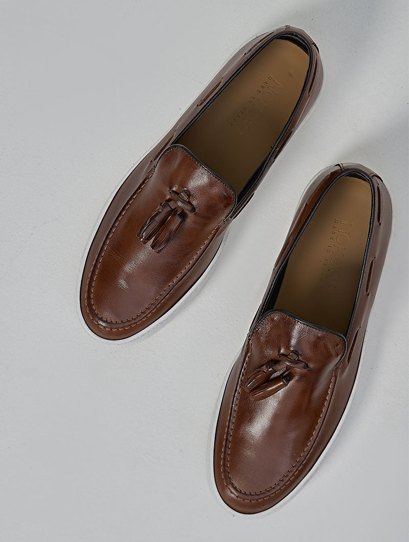 SLIP-ON LEATHER SHOES IN COGNAC