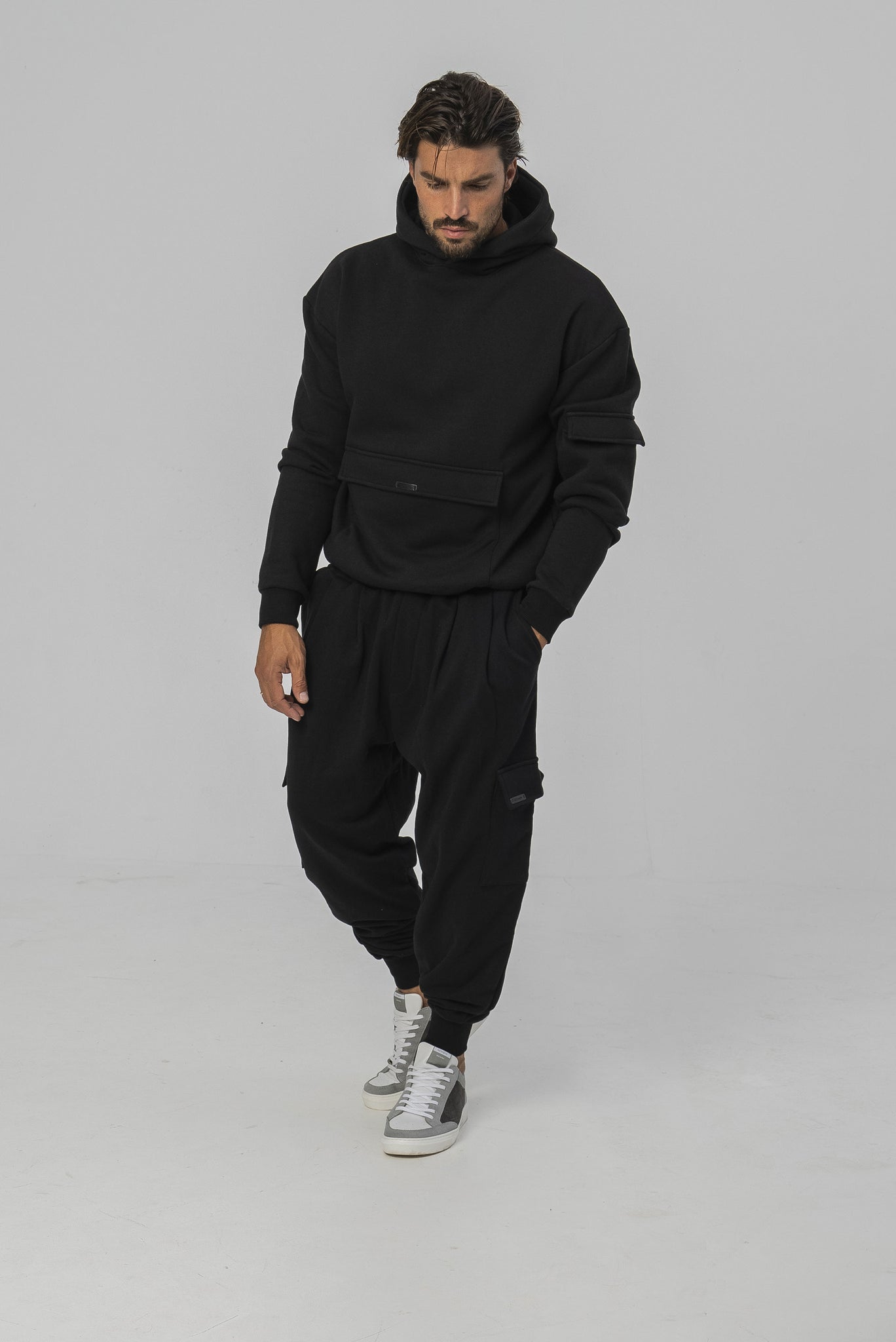 BRODIE TRACKSUIT IN BLACK