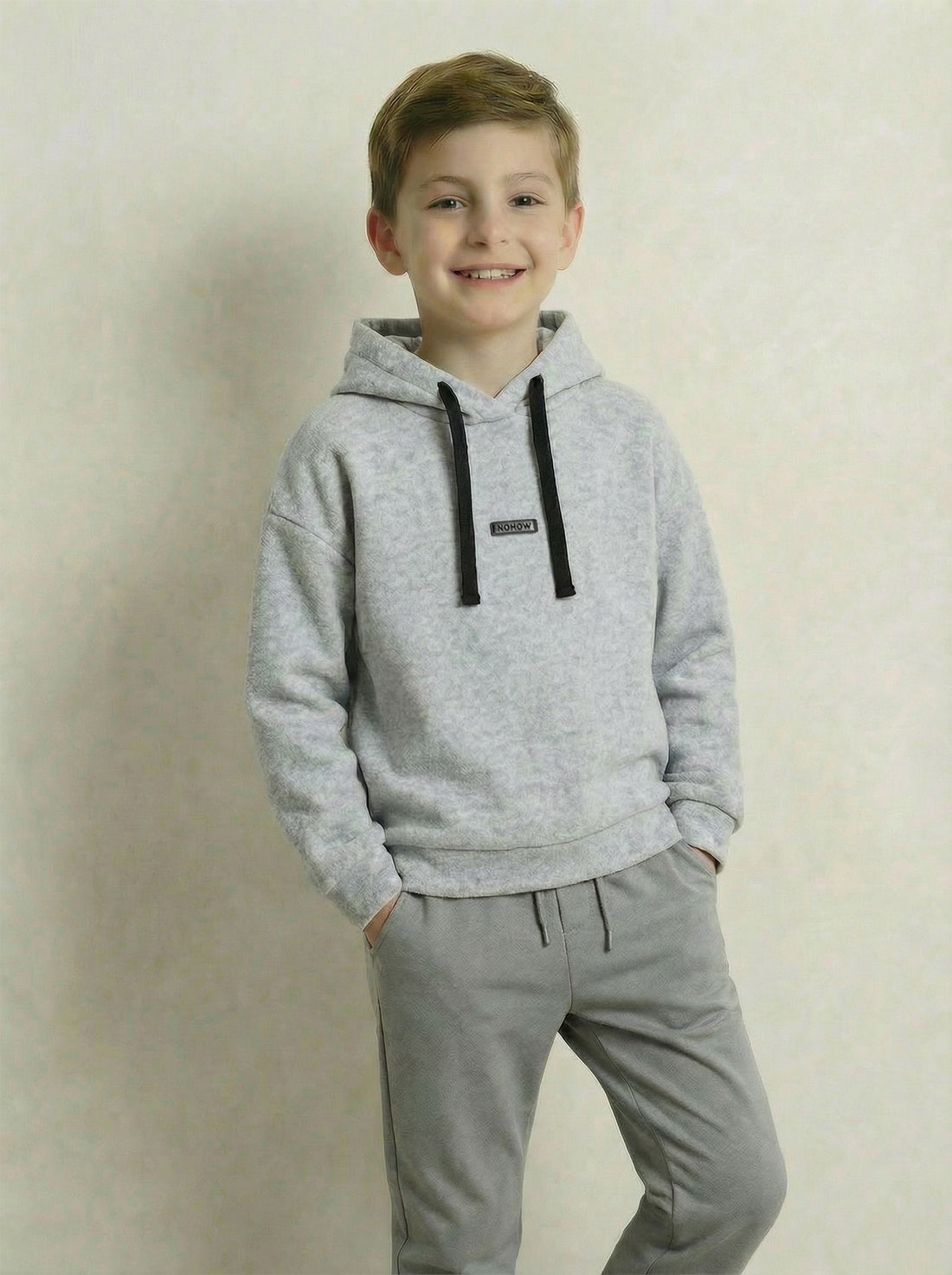 SETH SUDADERA CON CAPUCHA PARA NIÑOS EN GRIS