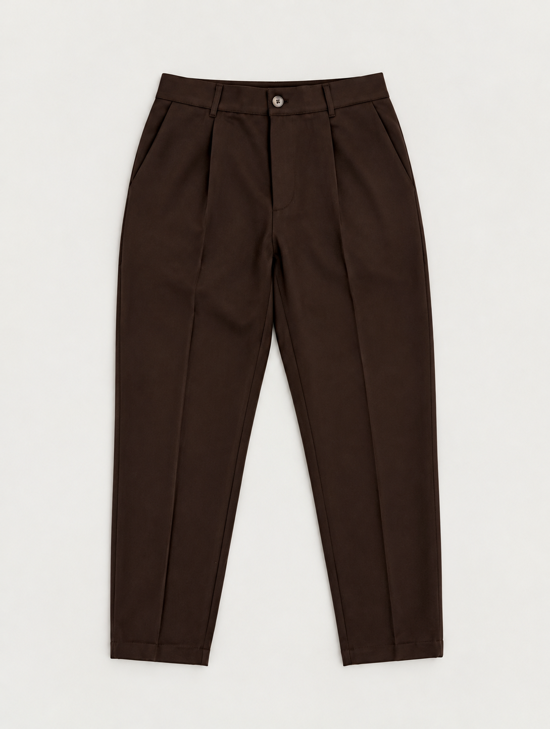 PANTALONES INFORMALES EN MARRÓN CON PINZAS