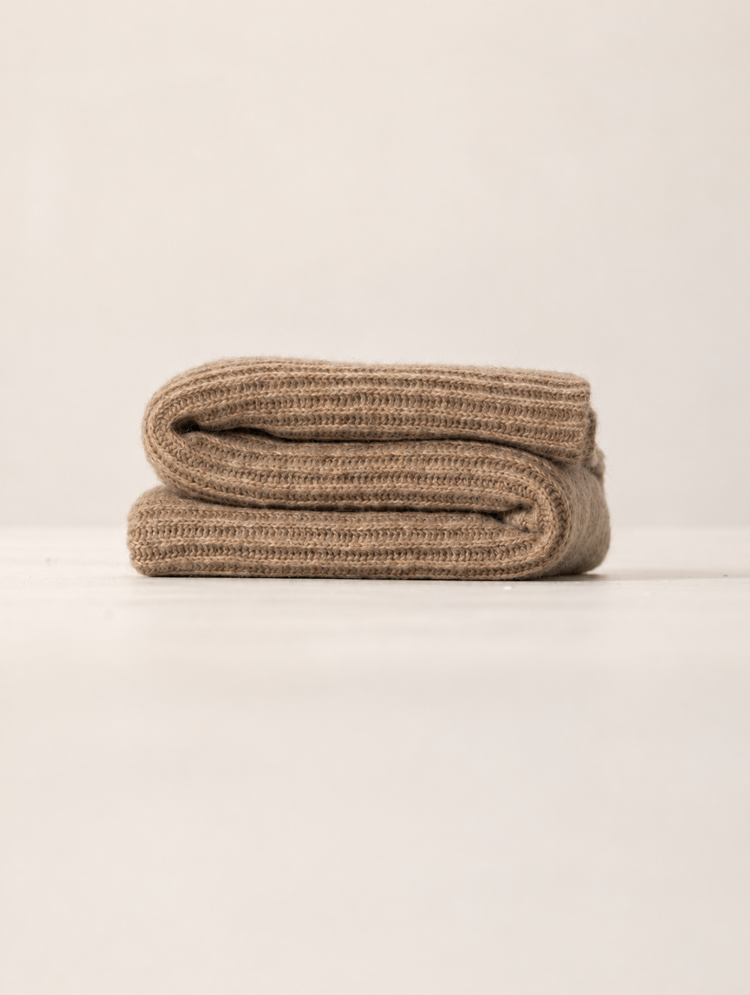 WOOL SCARF IN CAMEL