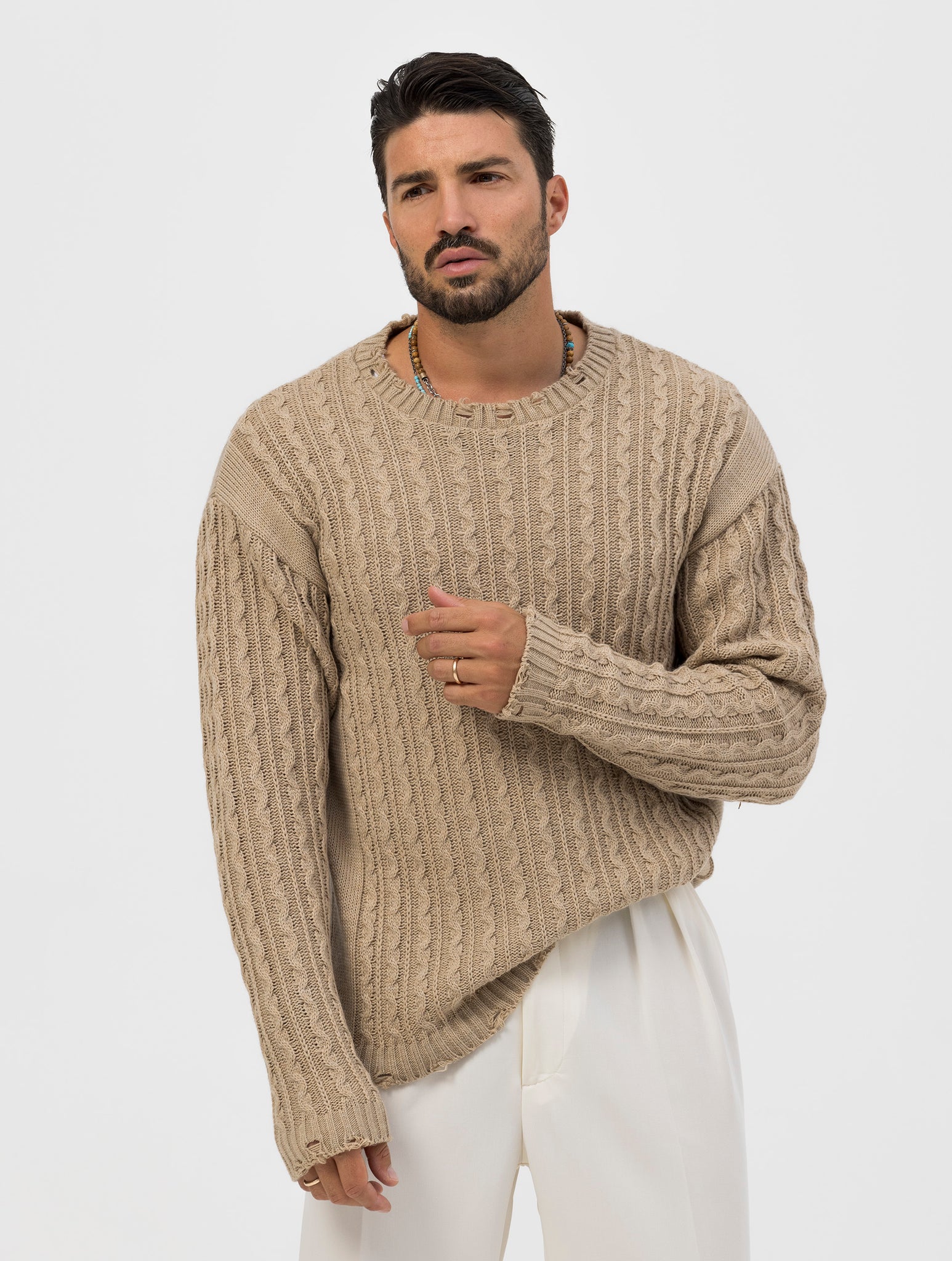 MARTIN PULL AVEC DÉCHIRURES BEIGE