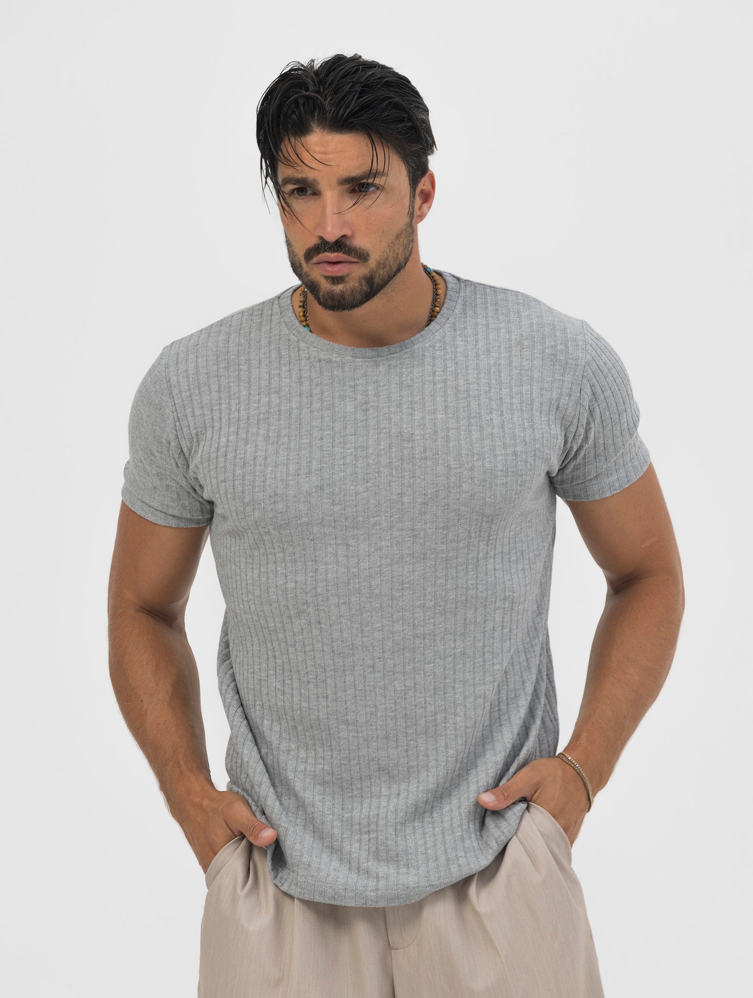 AMIR RIBBED T-SHIRT IN GREY