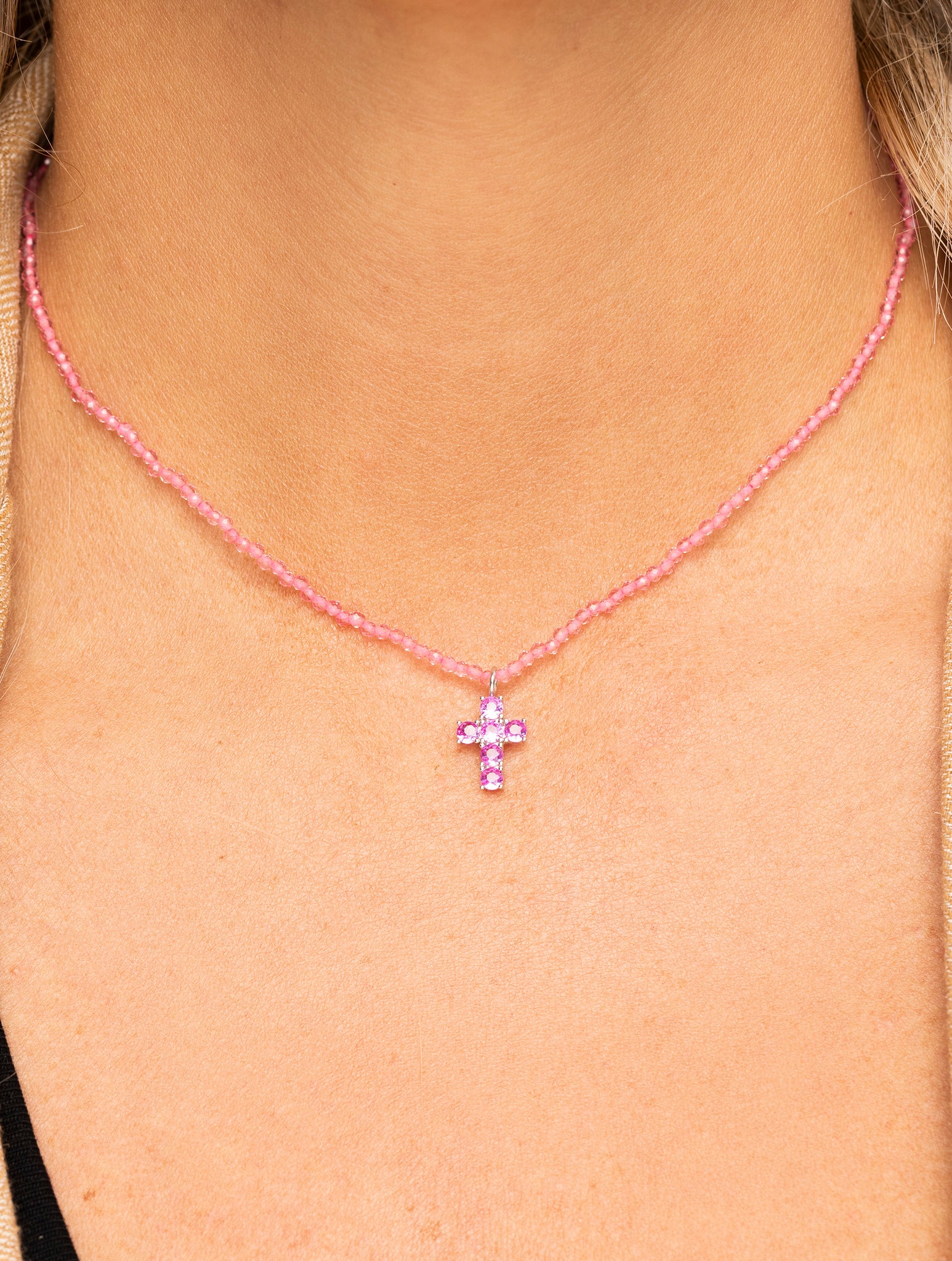 NORAH CROSS NECKLACE IN ROSE