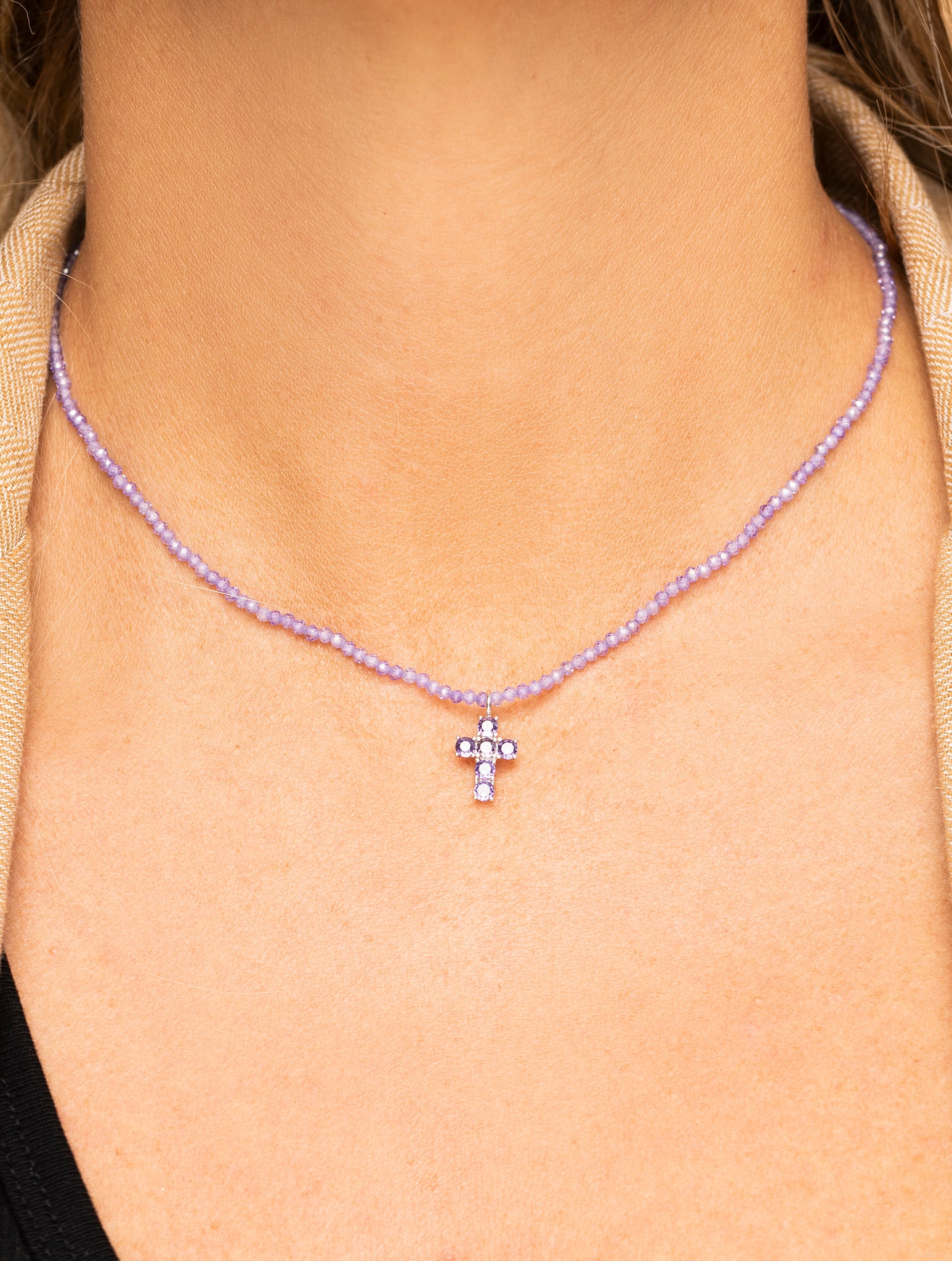 NORAH CROSS NECKLACE IN VIOLET