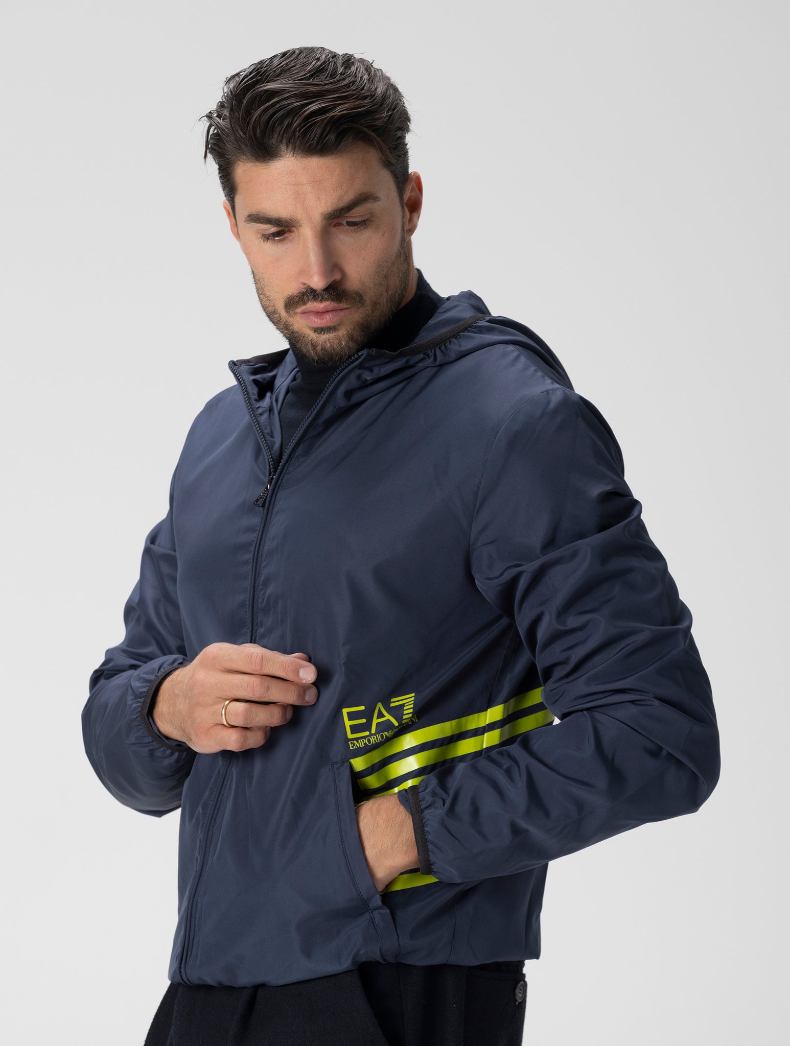 EA7 CHAQUETA IMPERMEABLE AZUL