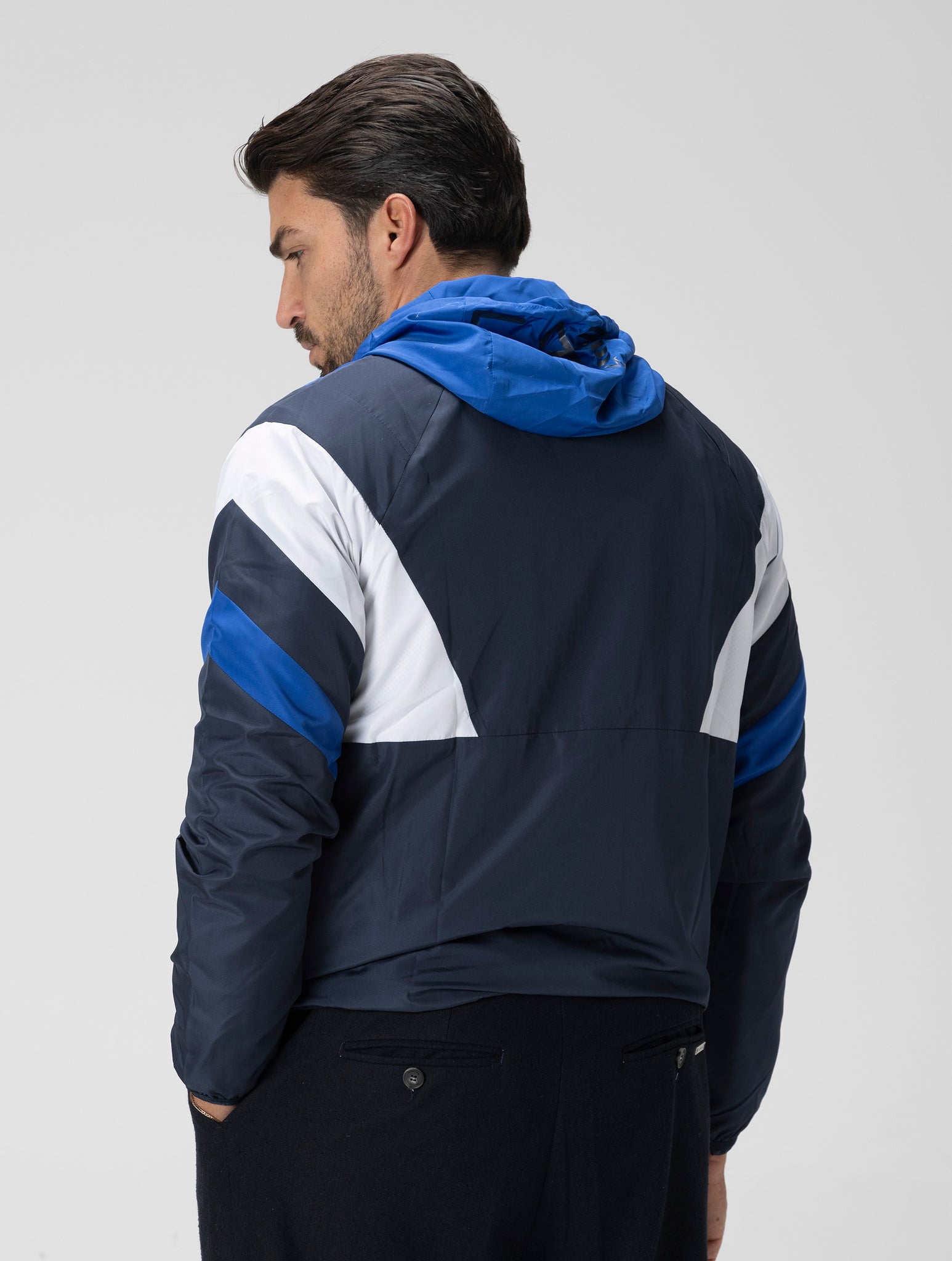 EA7 WATERPROOF JACKET IN BLUE AND WHITE