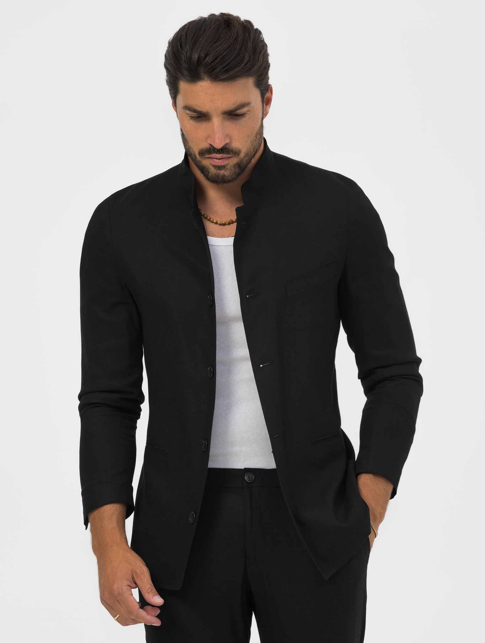 AKITA SINGLE BREASTED BLAZER IN BLACK