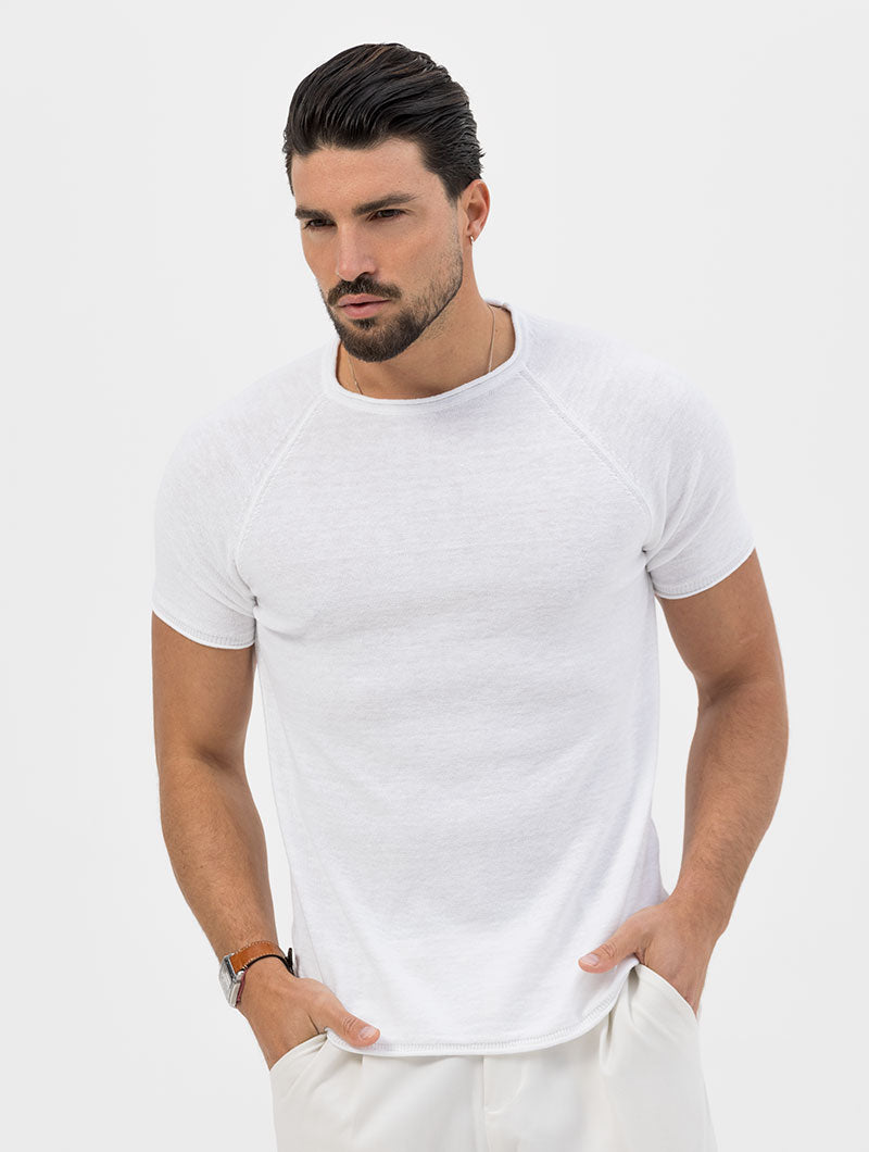 KNITTED BASIC T-SHIRT IN WHITE