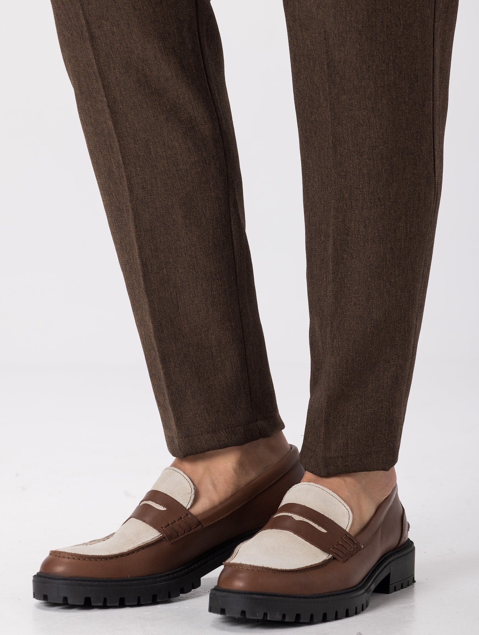 DASHER CASUAL PANTS IN COFFEE