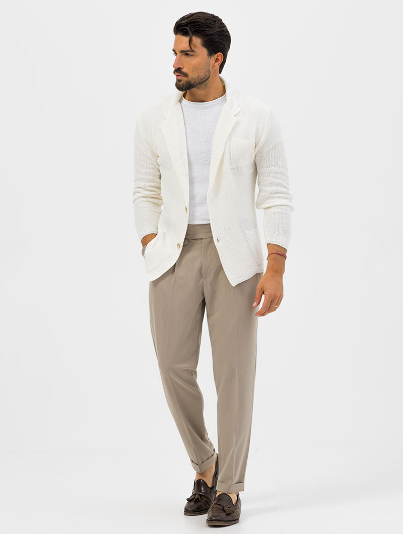 KNITTED SINGLE BREASTED BLAZER IN WHITE