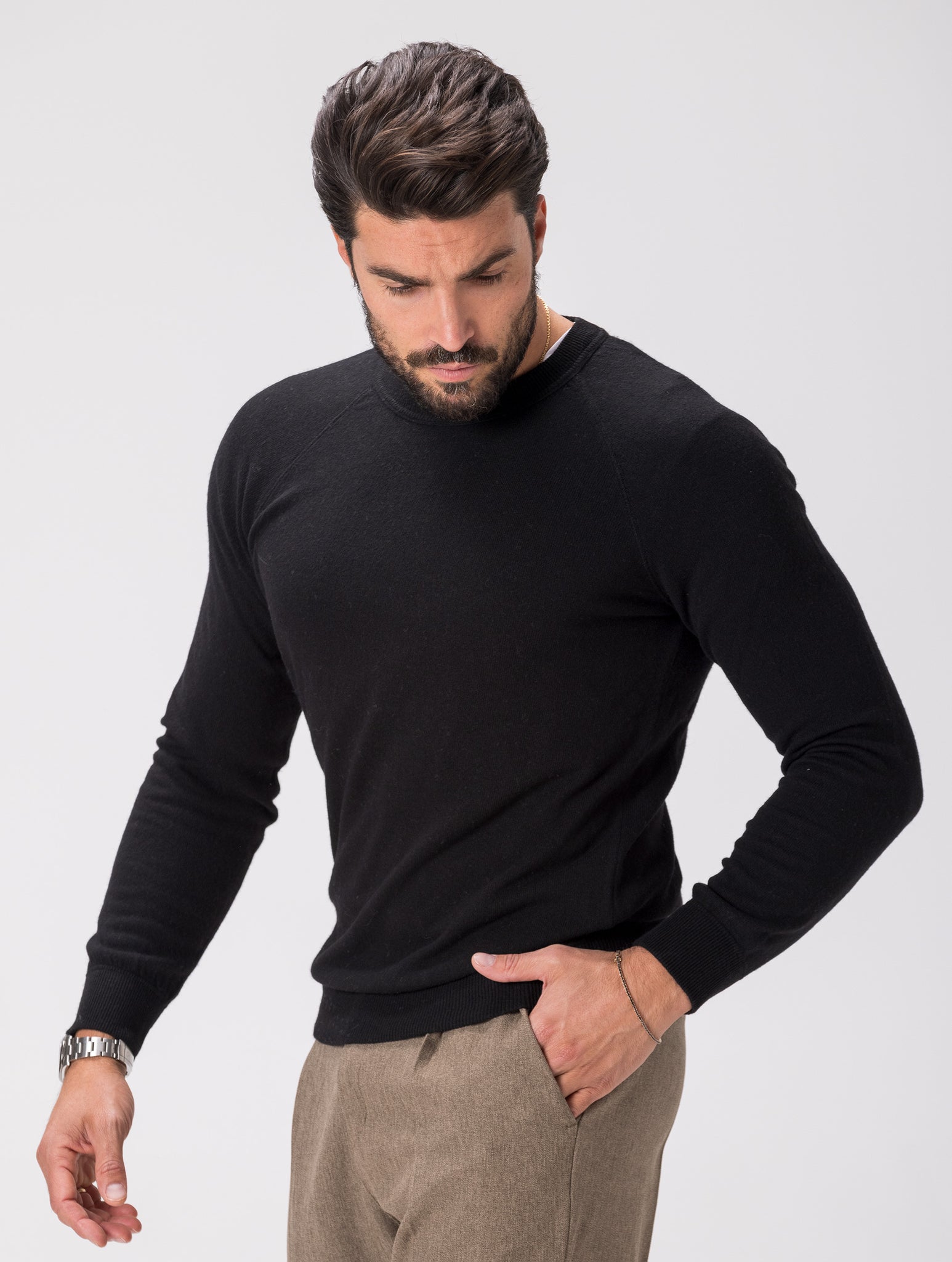 WOOL CREWNECK SWEATER IN BLACK