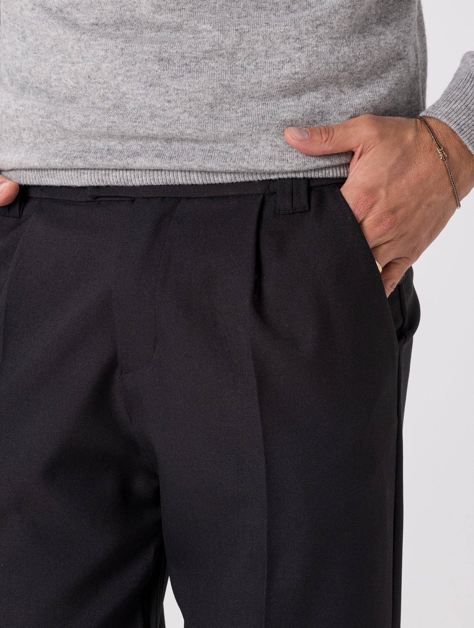 DASHER CASUAL PANTS IN BLACK