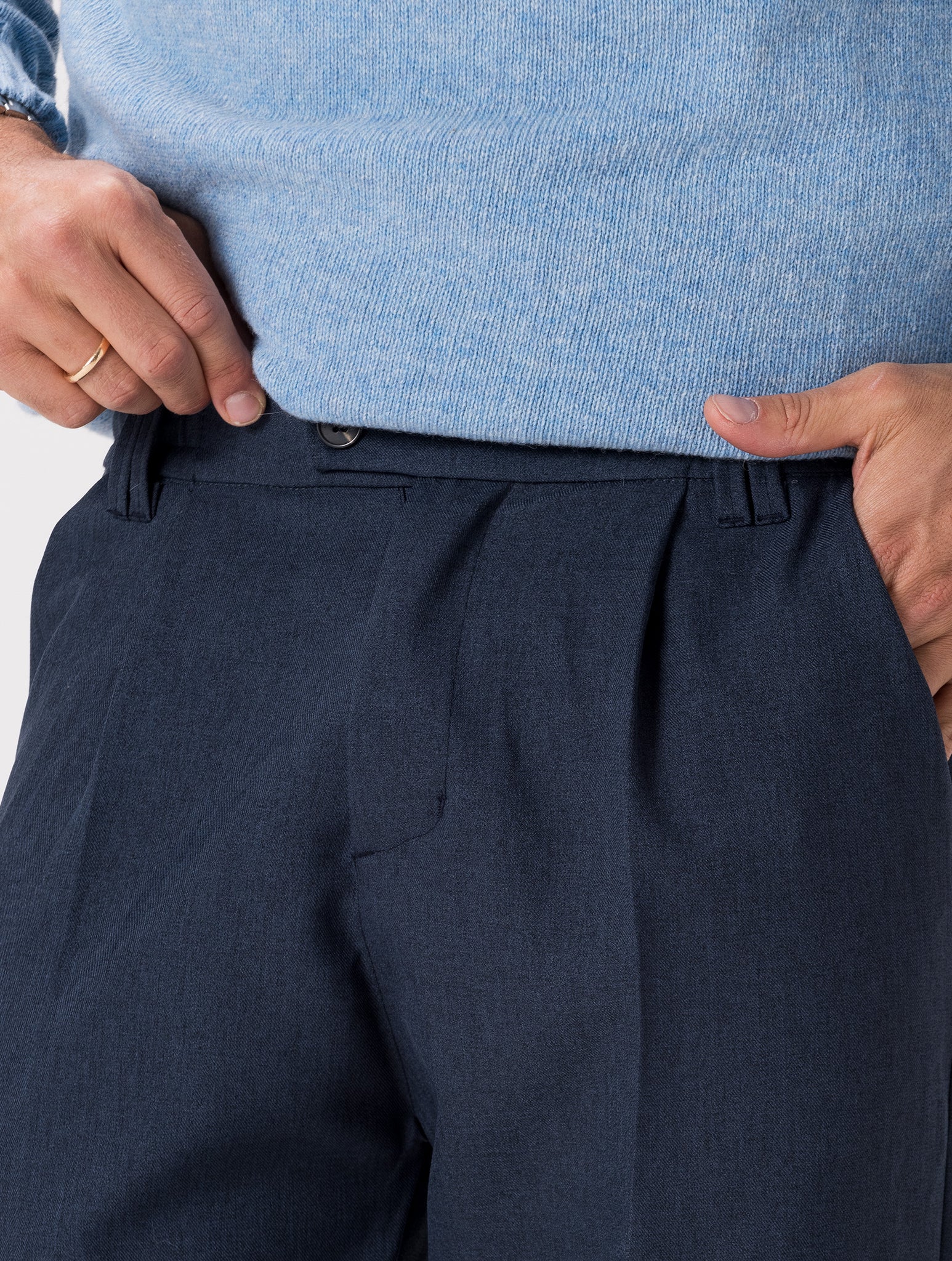 DASHER CASUAL PANTS IN BLUE