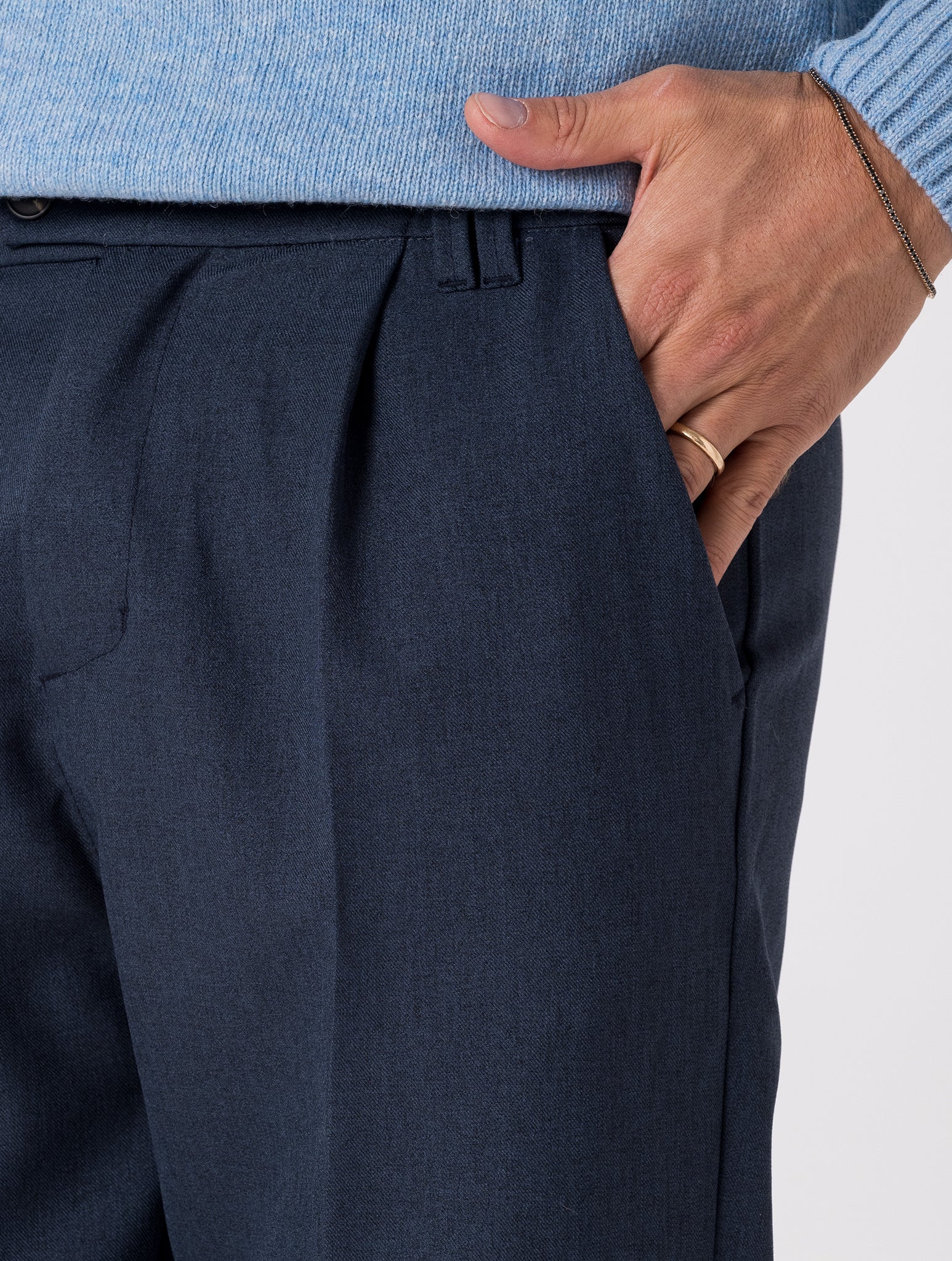 DASHER CASUAL PANTS IN BLUE