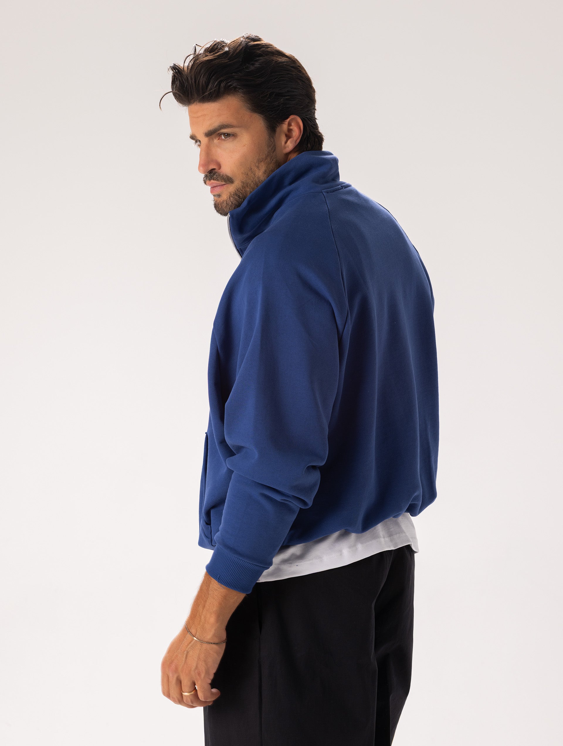 QUARTER ZIP SWEATSHIRT IN AVIO WITH NOHOW PATCH