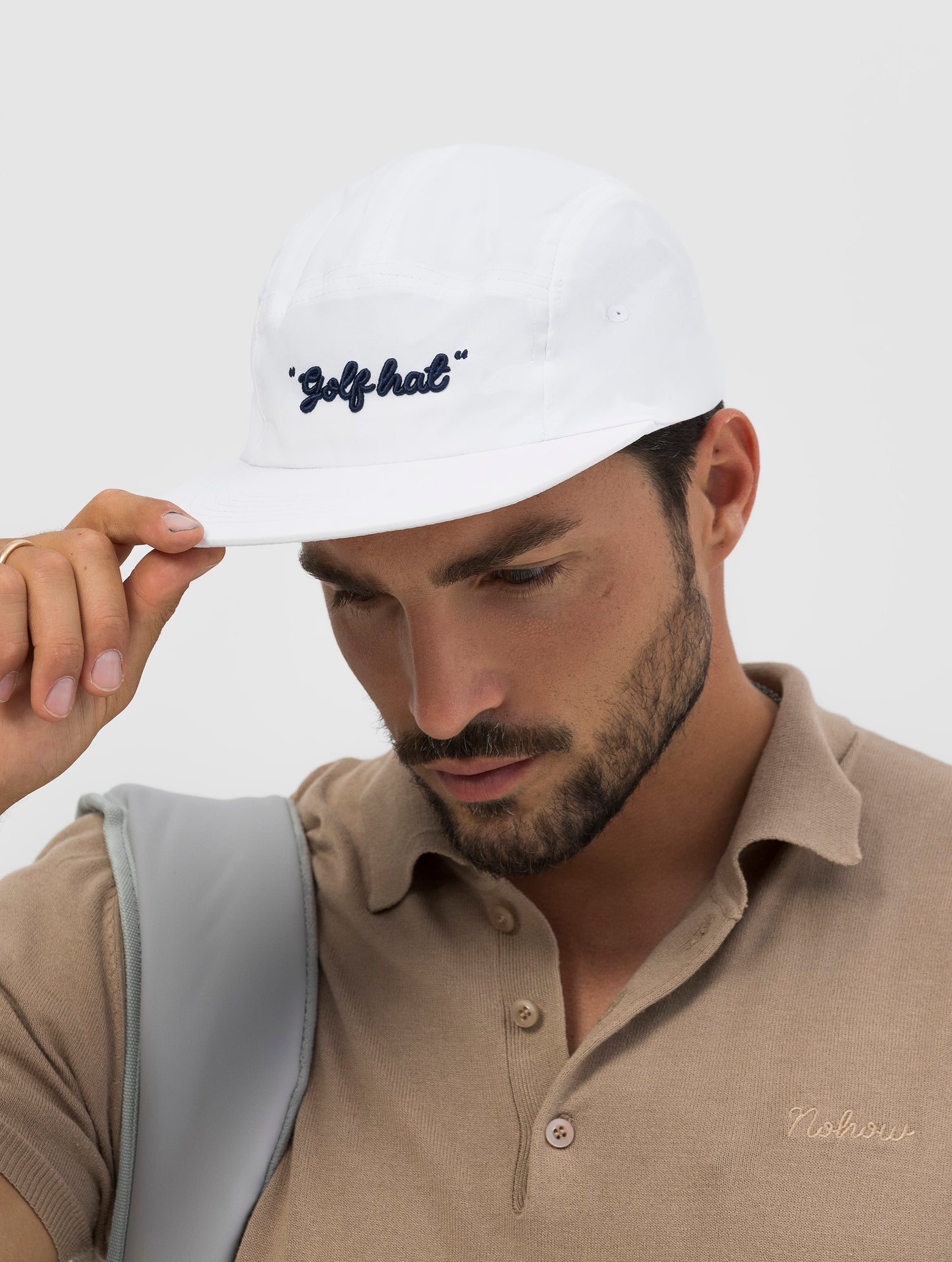 NOHOW GOLF HAT IN WHITE