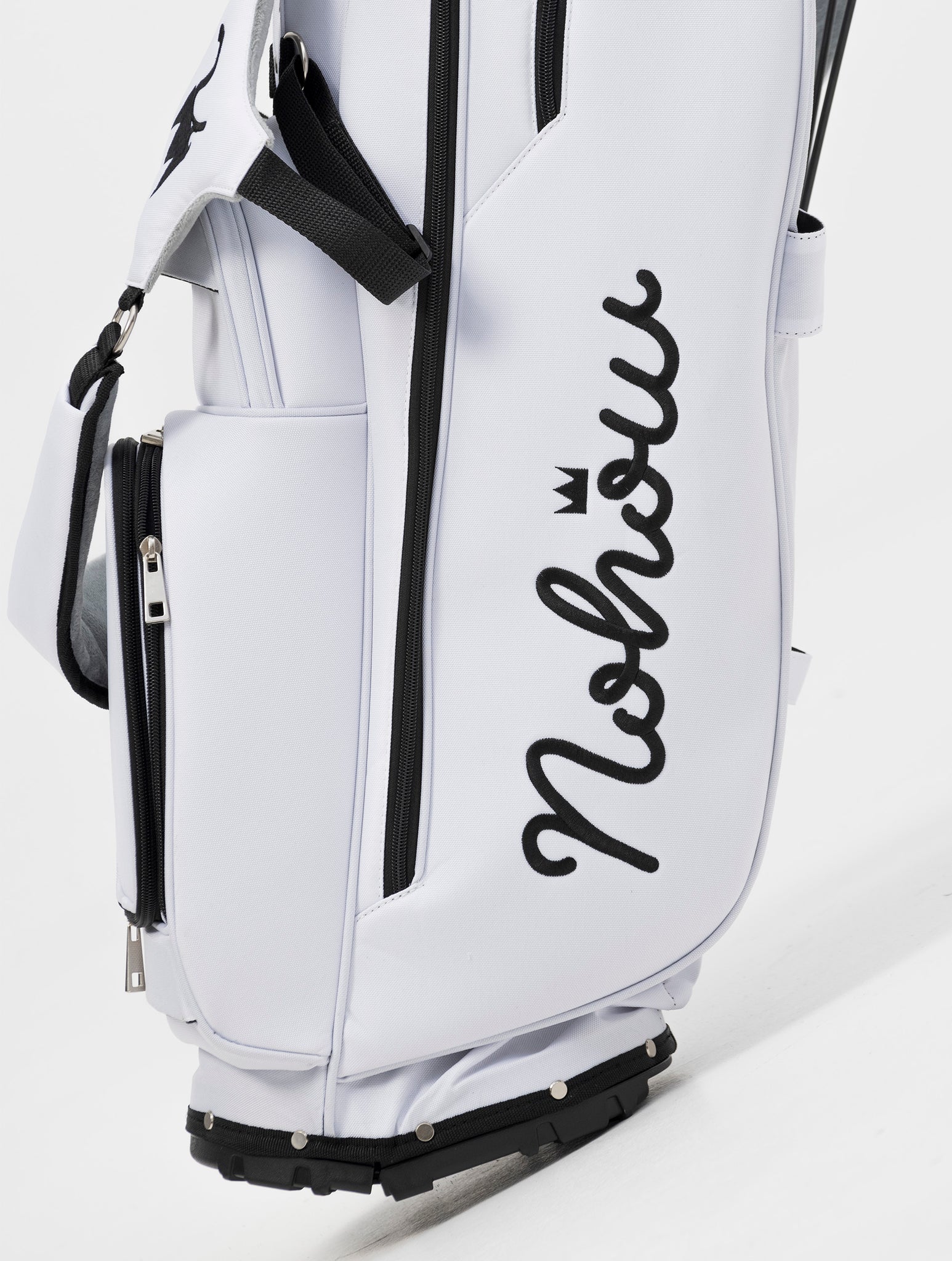 NOHOW MINIMALISTISCHES GOLFBAG IN WEISS UND SCHWARZ