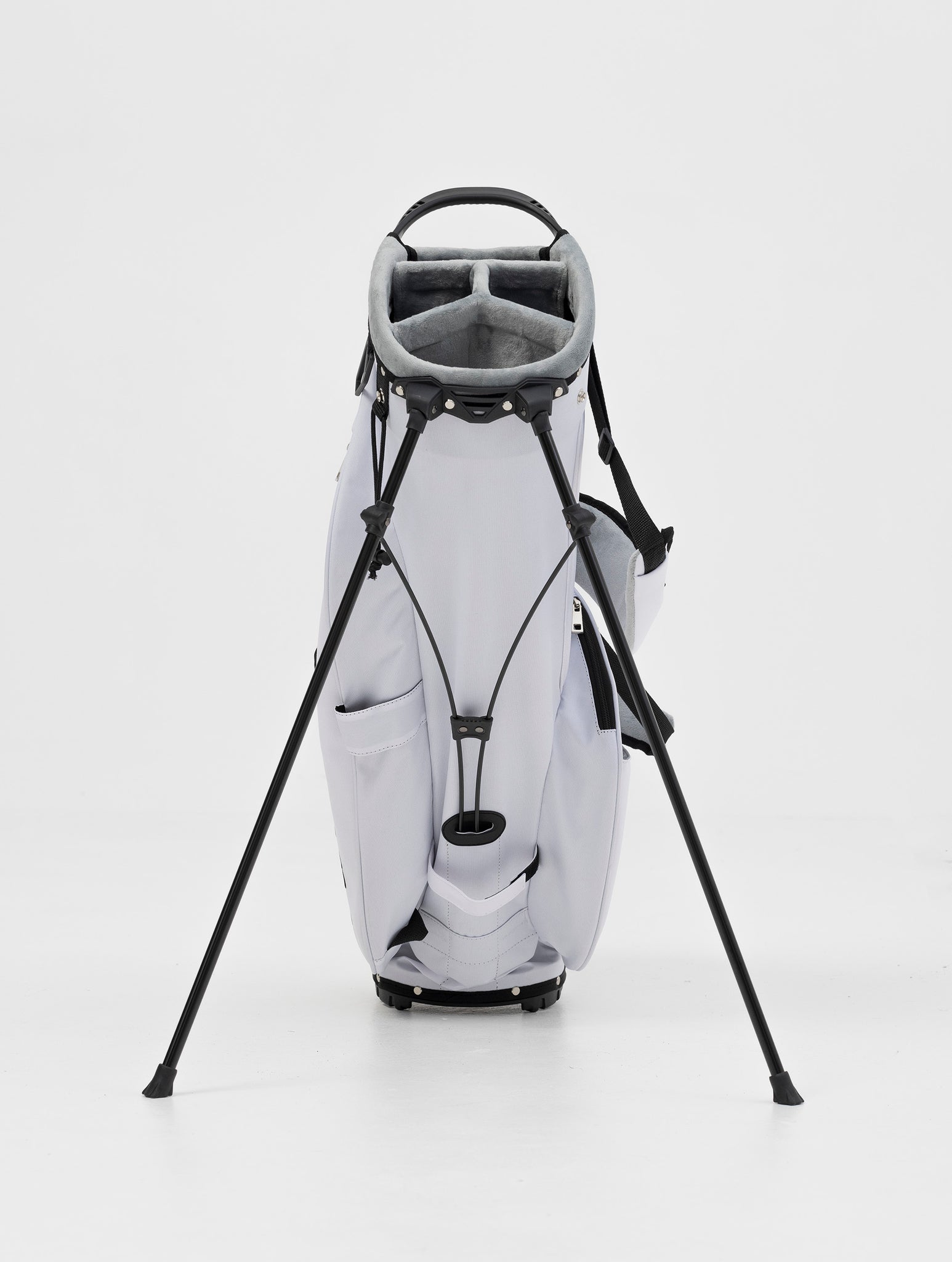 BOLSA DE GOLF MINIMALISTA NOHOW EN BLANCO Y NEGRO