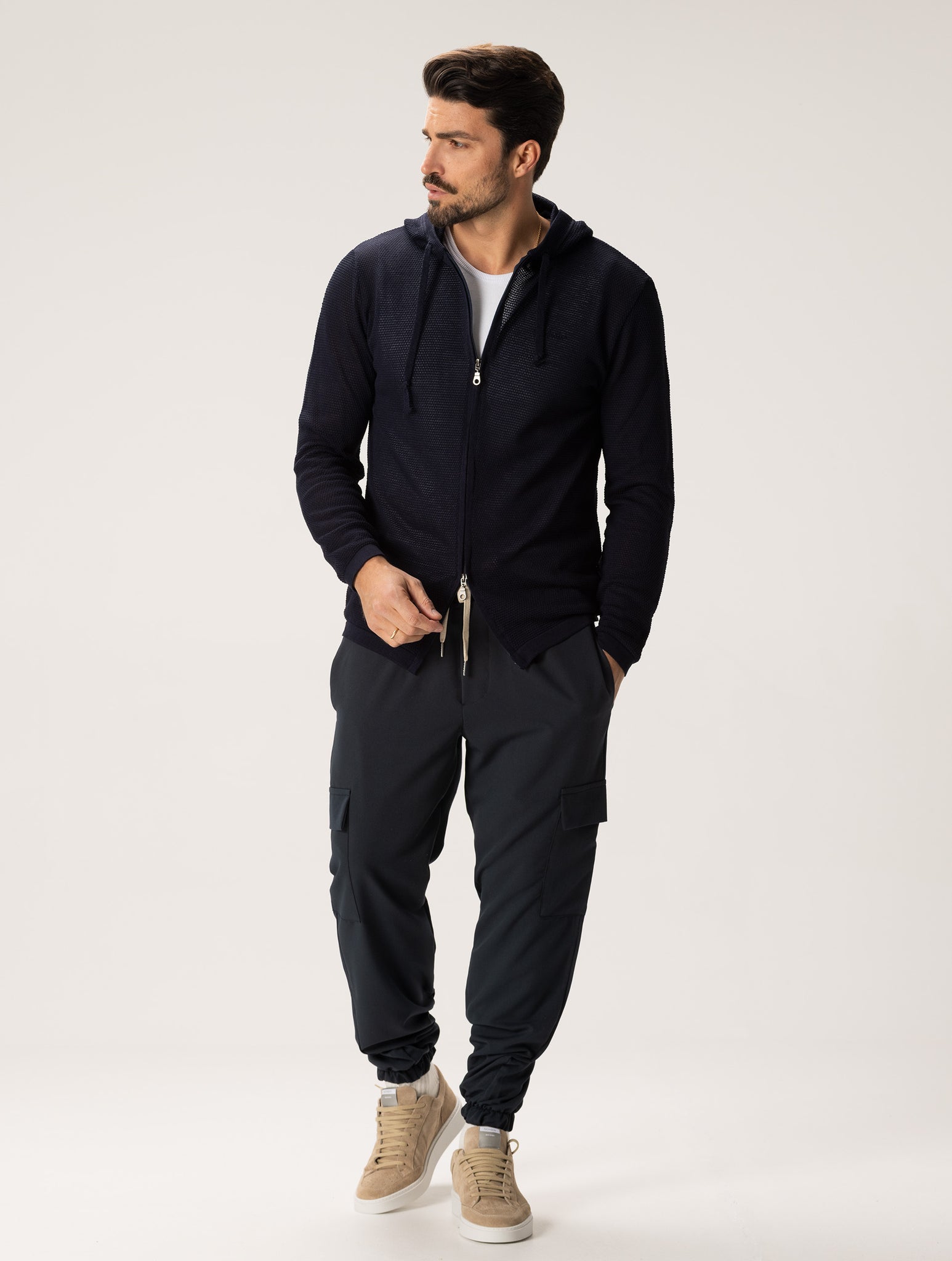 ISAO HOODIE CARDIGAN IN NAVY