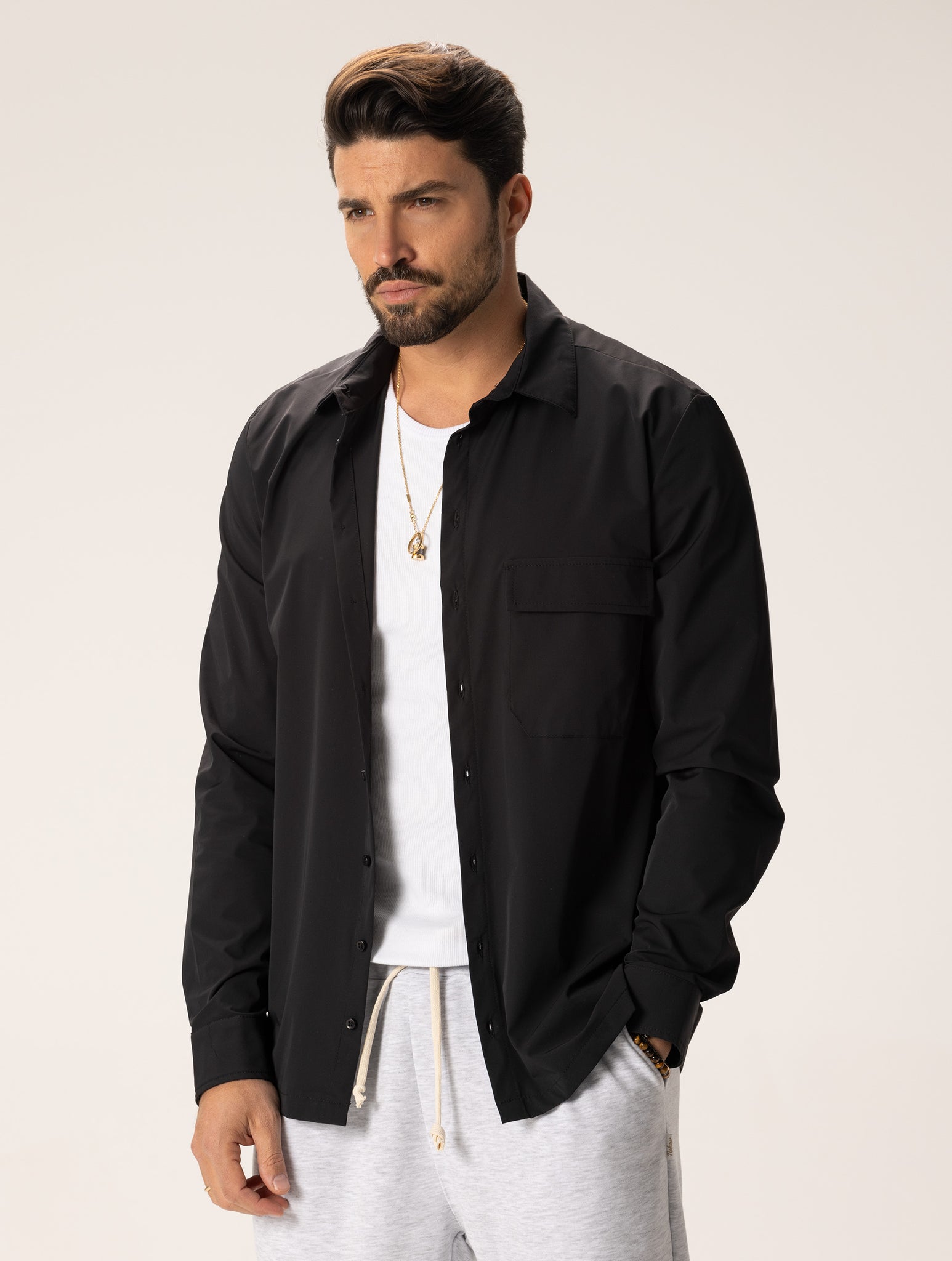 ZEKE TECH CASUAL SHIRT IN BLACK