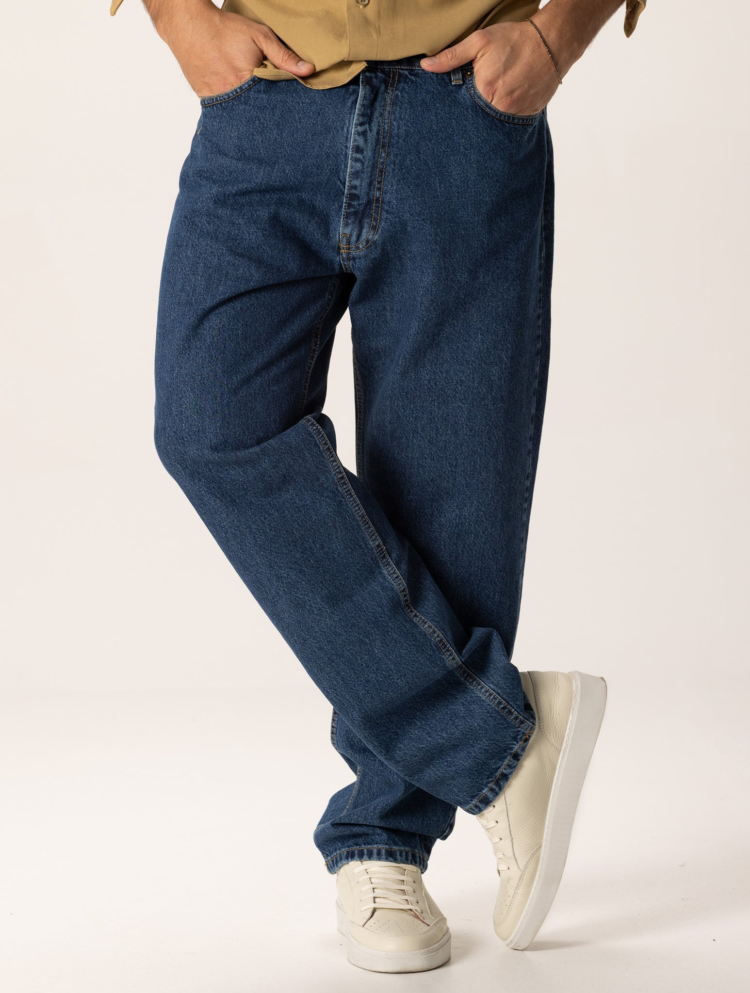 JOTARO STRAIGHT JEANS IN DENIM