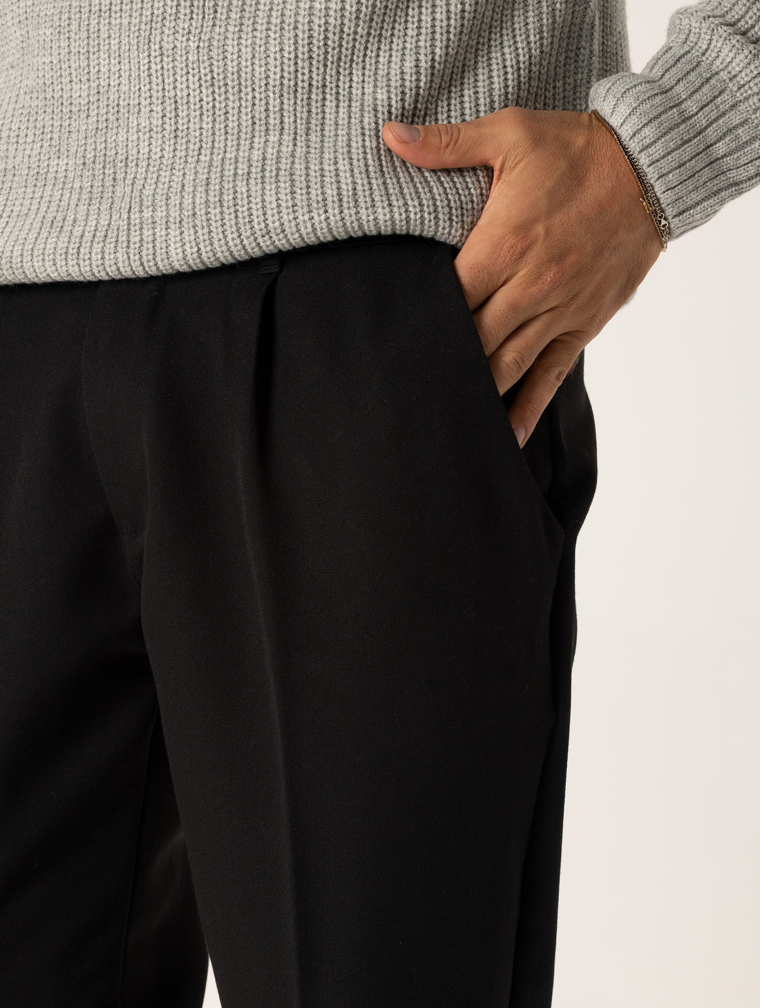 CARTER PANTS IN BLACK