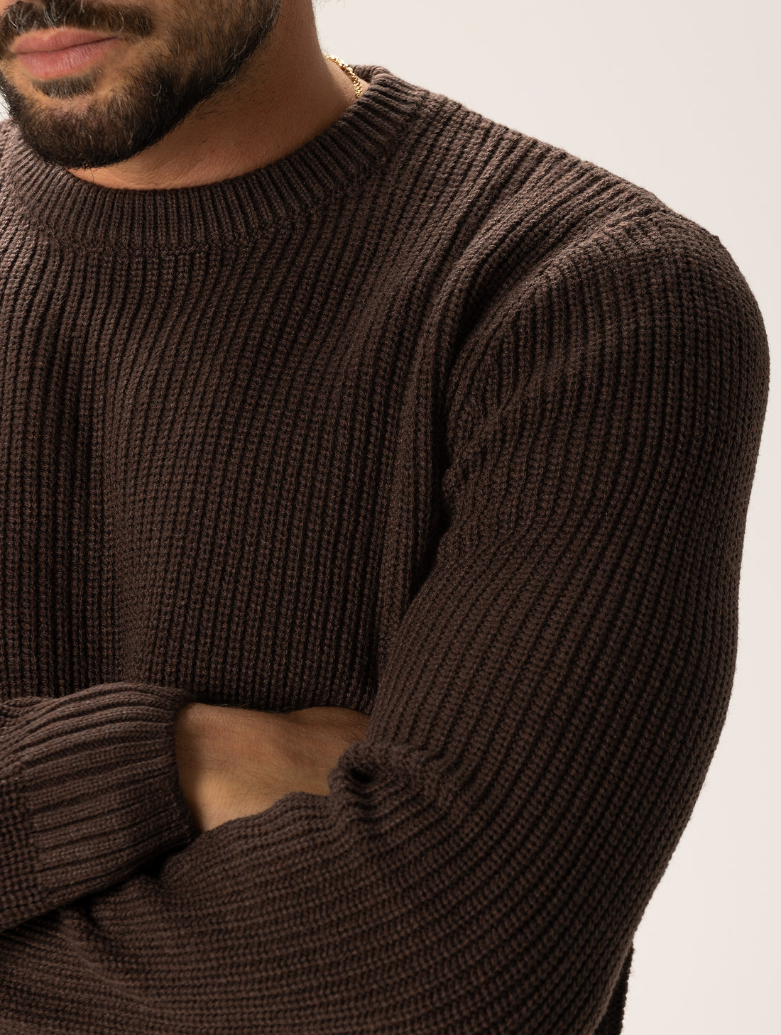 BOBBY CREWNECK SWEATER IN BROWN