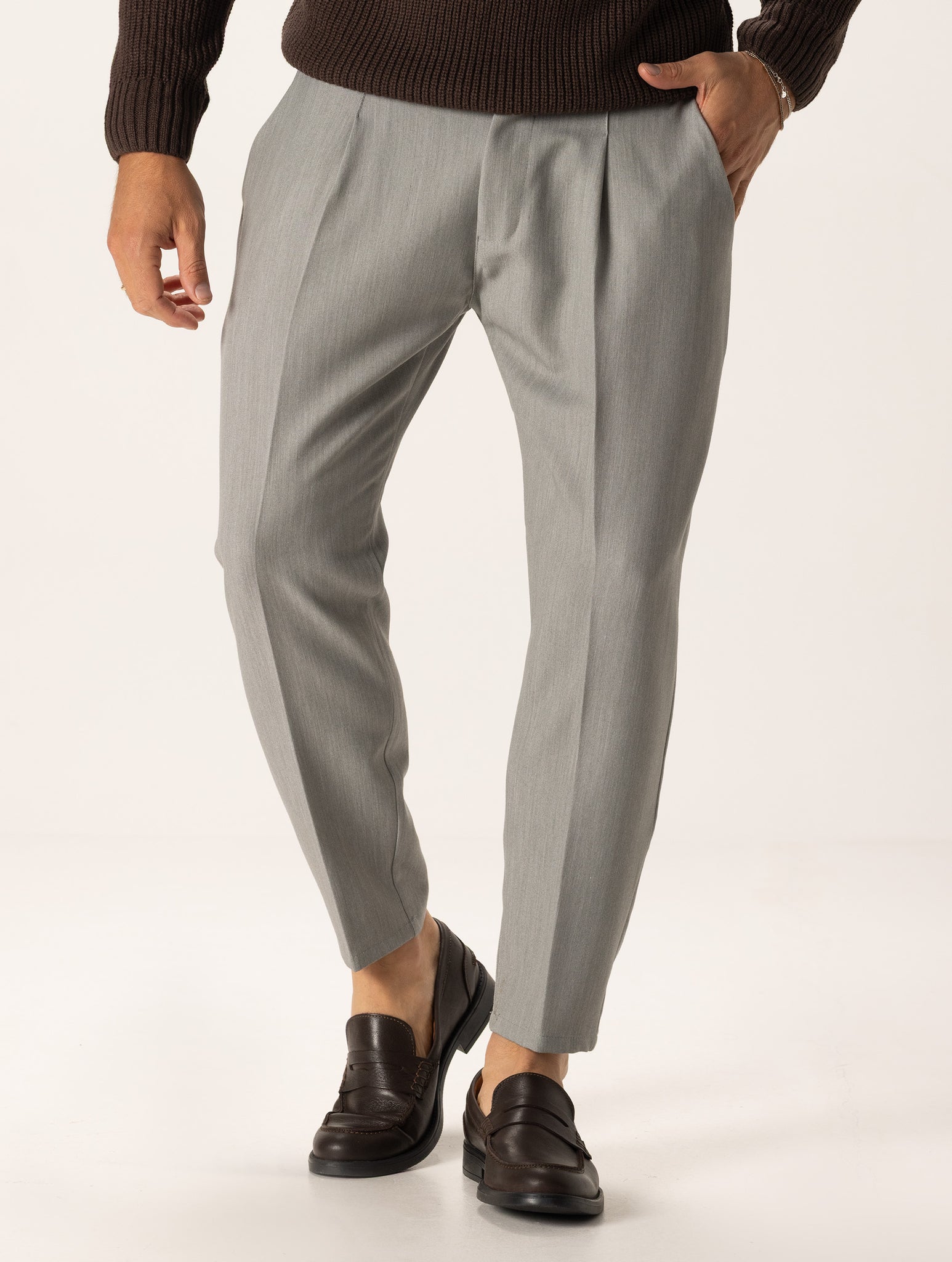CARTER PANTS IN LIGHT GREY