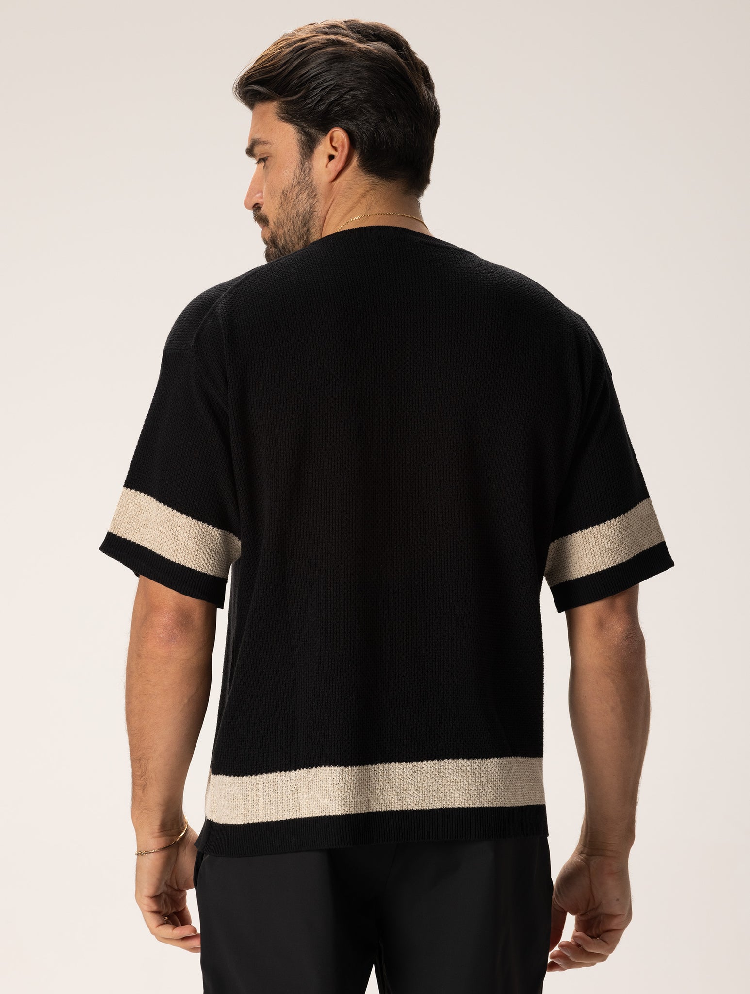 KATAI KNITTED T-SHIRT IN BLACK AND CREAM