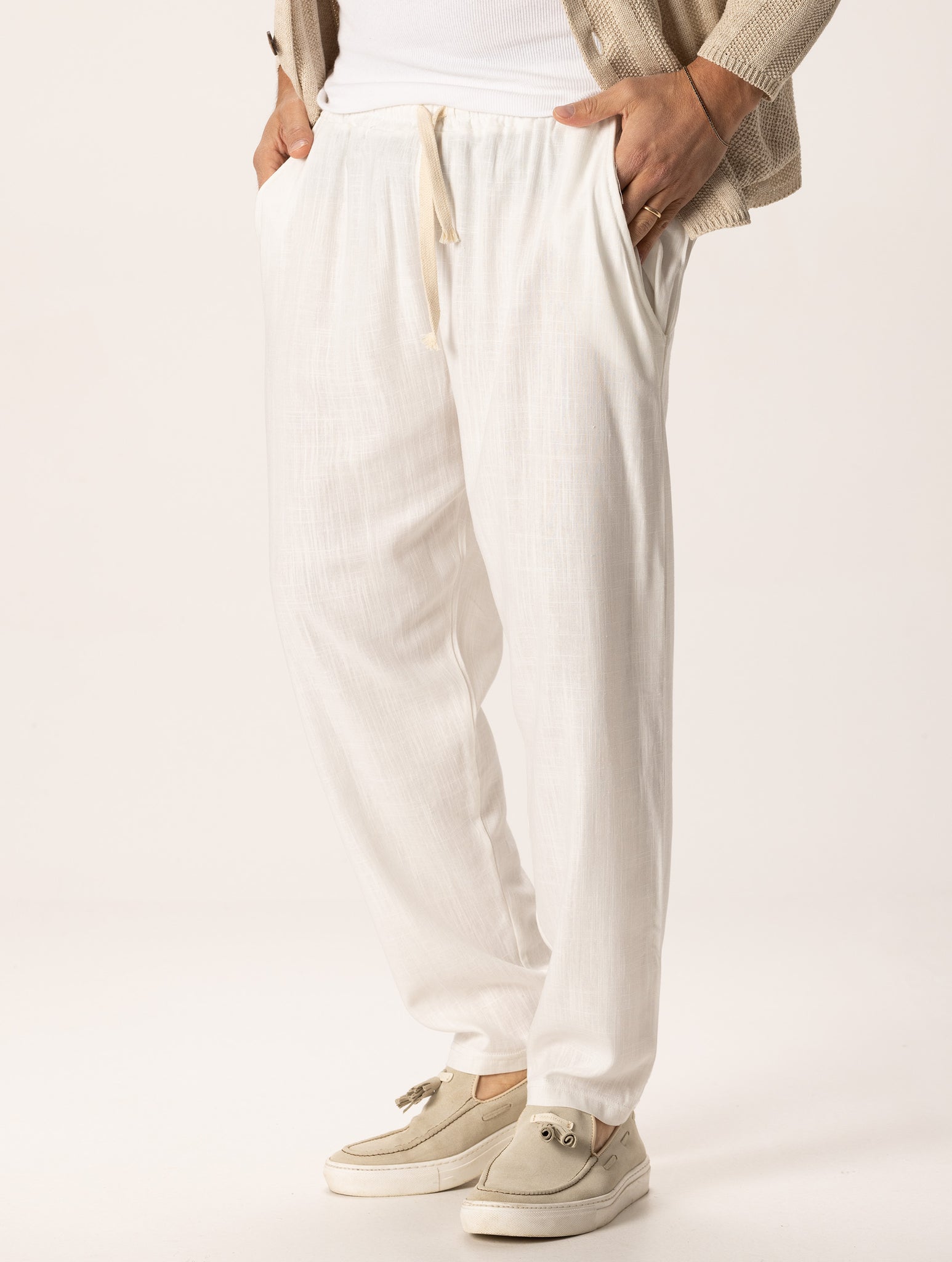 ARNOLD CASUAL PANTS IN WHITE