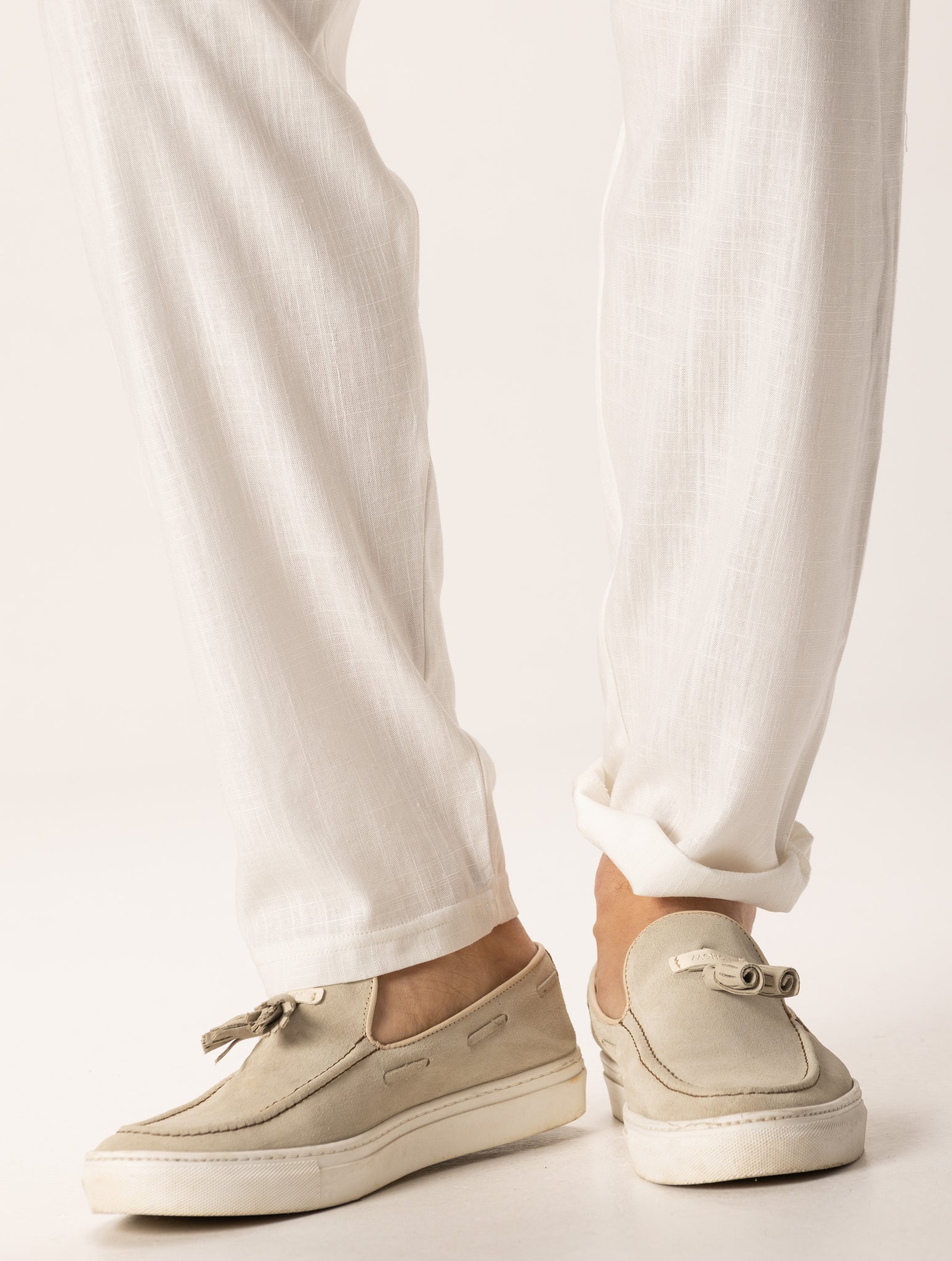 ARNOLD CASUAL PANTS IN WHITE