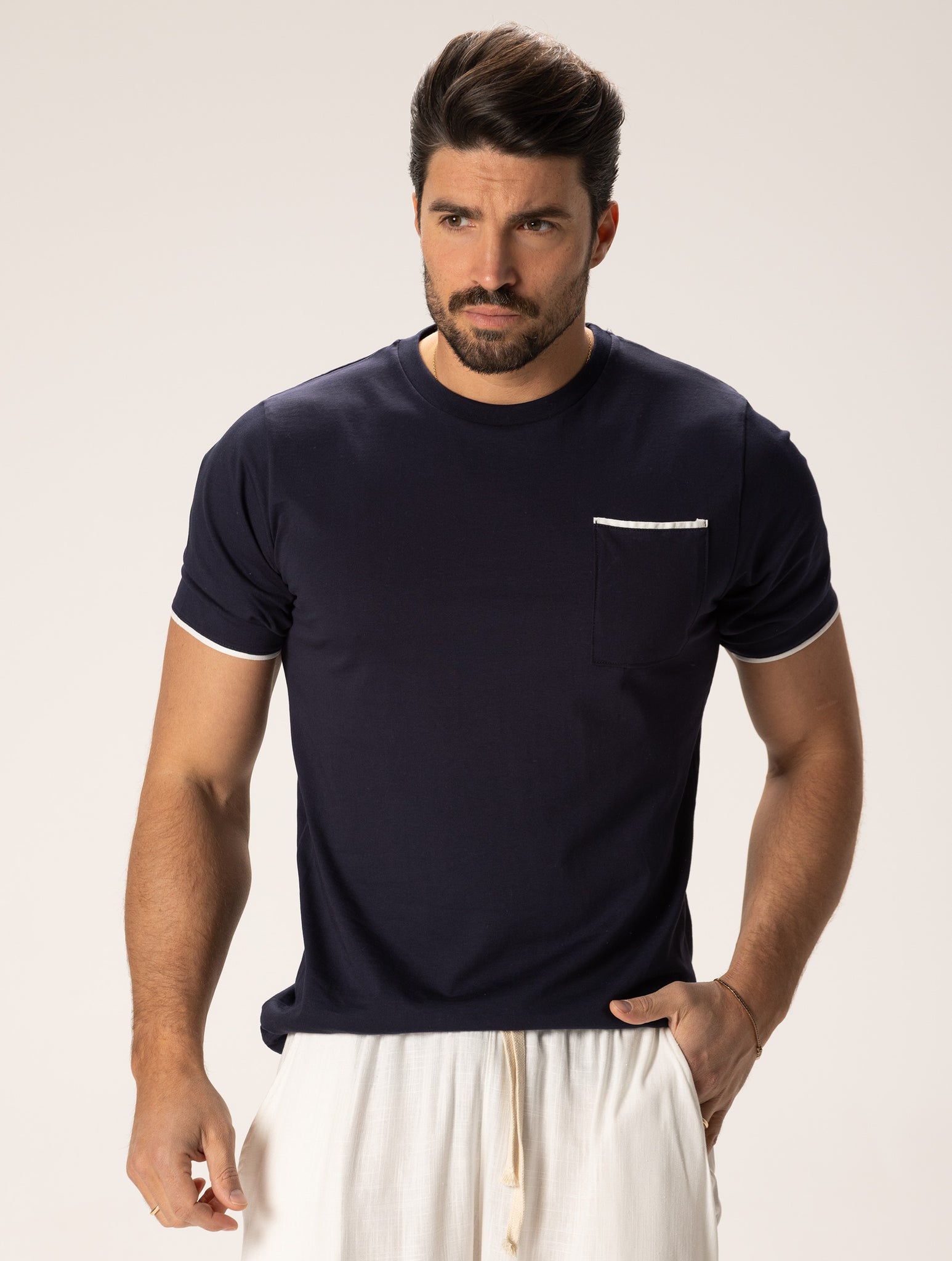 ARNOLD POCKET T-SHIRT IN NAVY