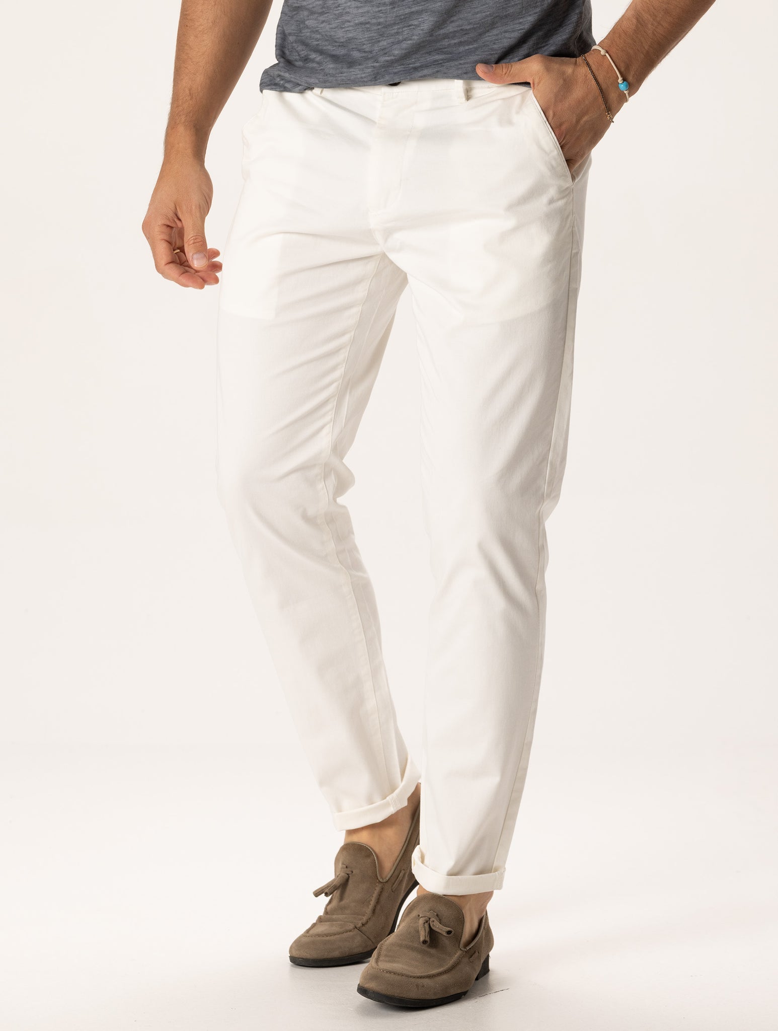 SUNE CASUAL PANTS IN WHITE