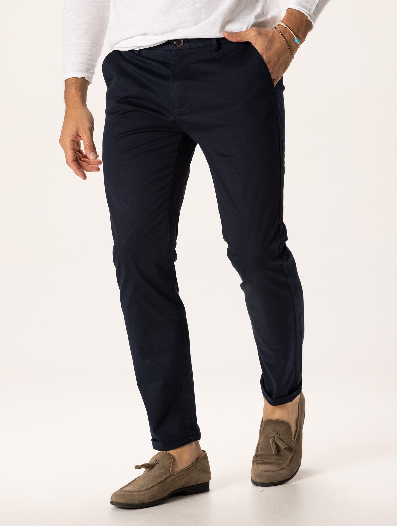 SUNE CASUAL PANTS IN NAVY