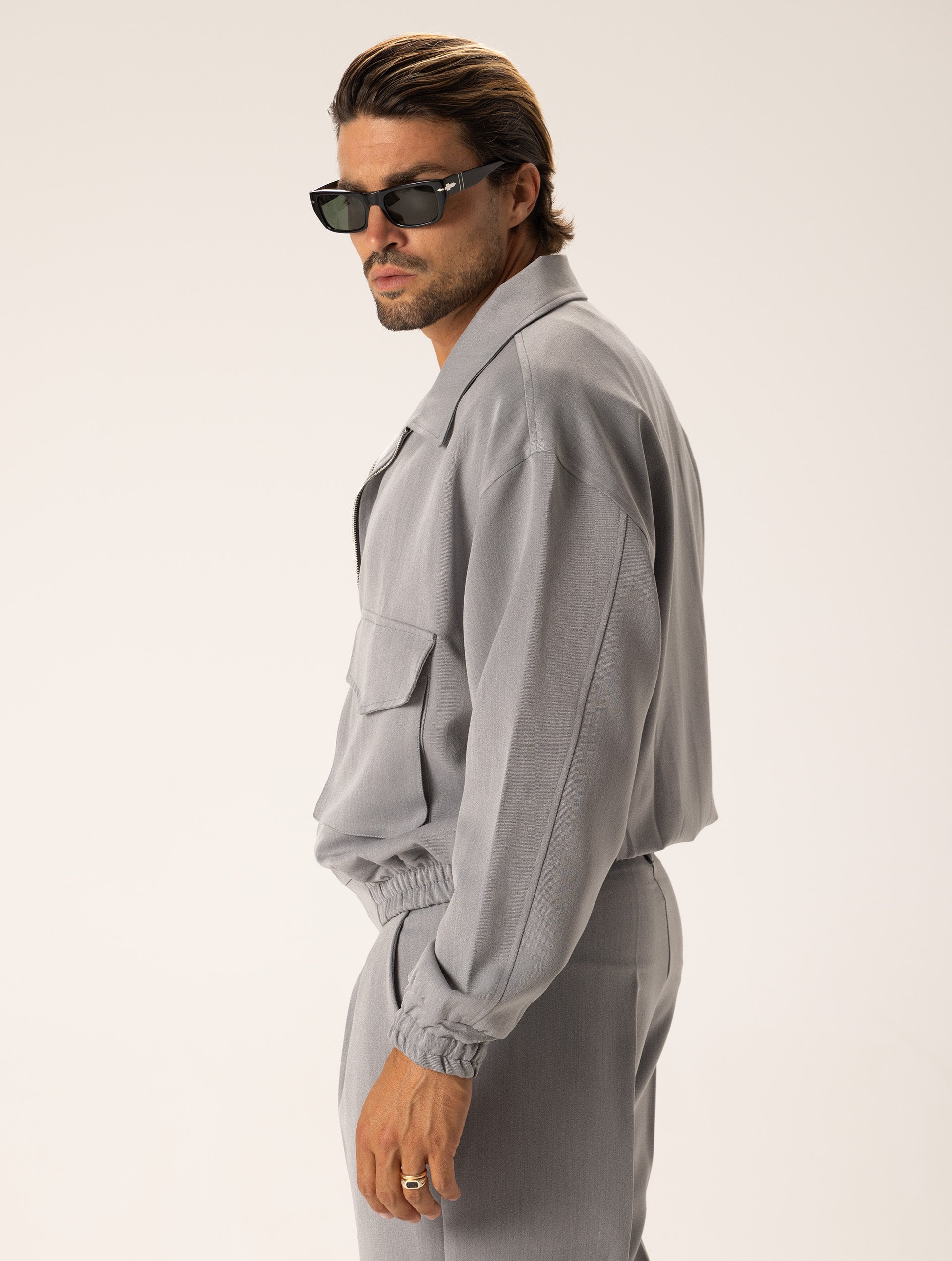 JORDAN JACKET IN LIGHT GREY