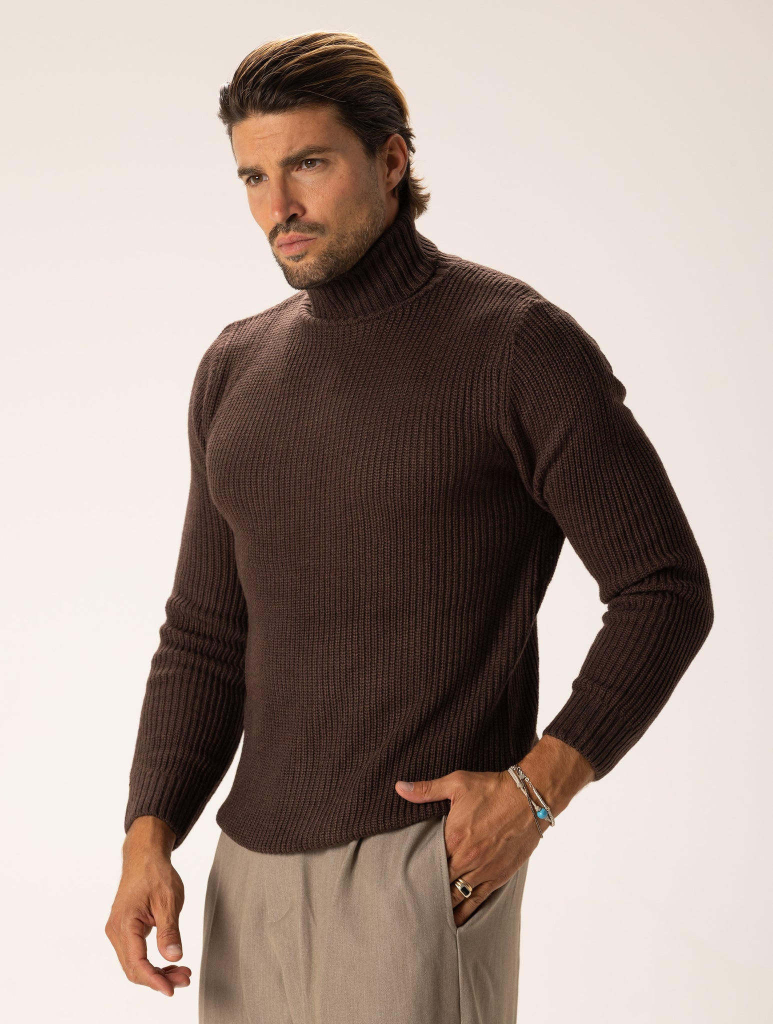 BOBBY PULL À COL ROND MARRON