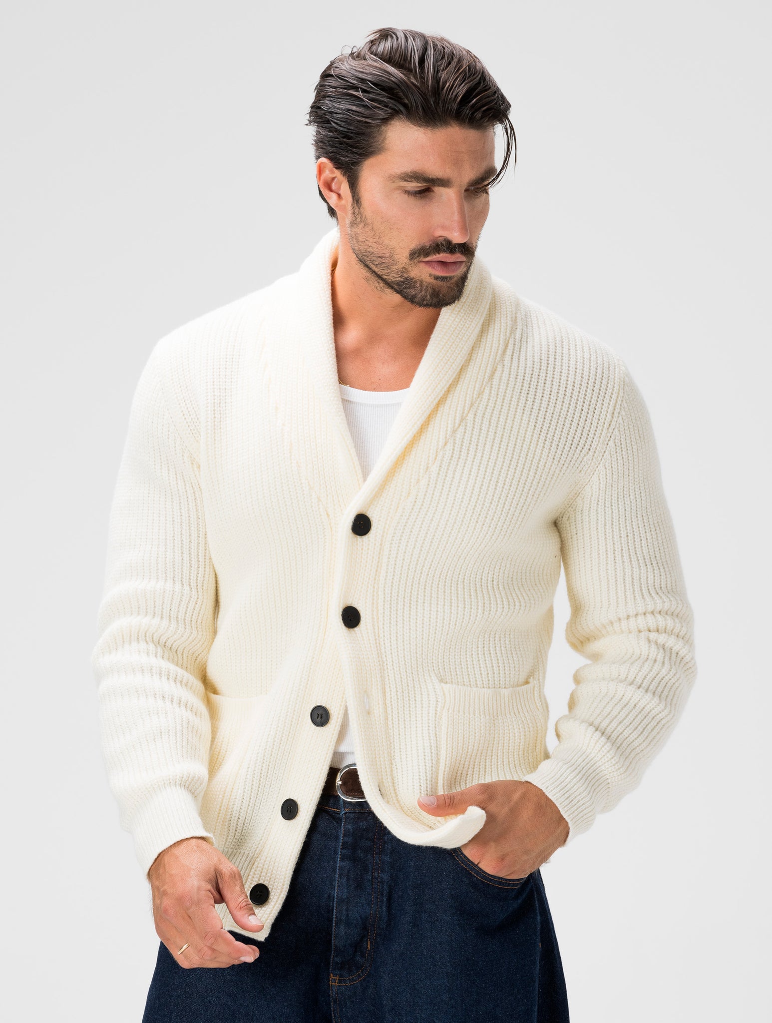 REGGIE CARDIGAN IN WHITE