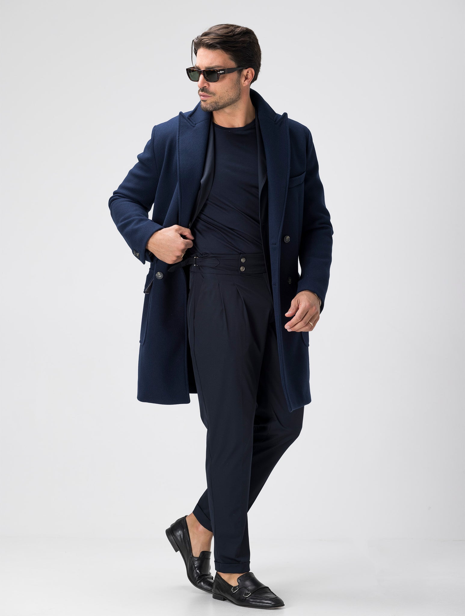 REMY DOUBLE BREASTED COAT IN BLUE NAVY