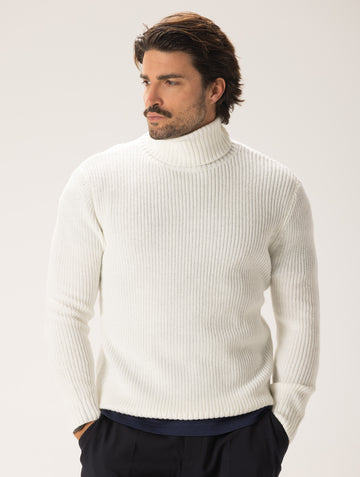 BOBBY ROLLNECK SWEATER IN WHITE