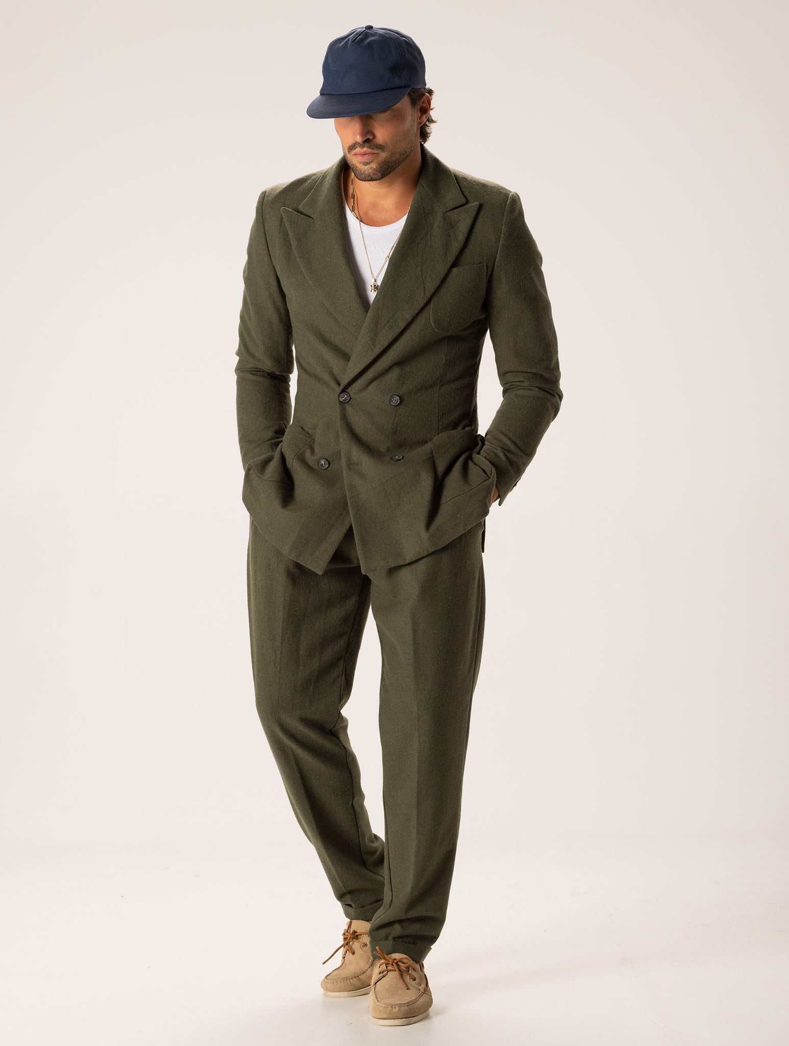 CALEB SUIT IN GREEN
