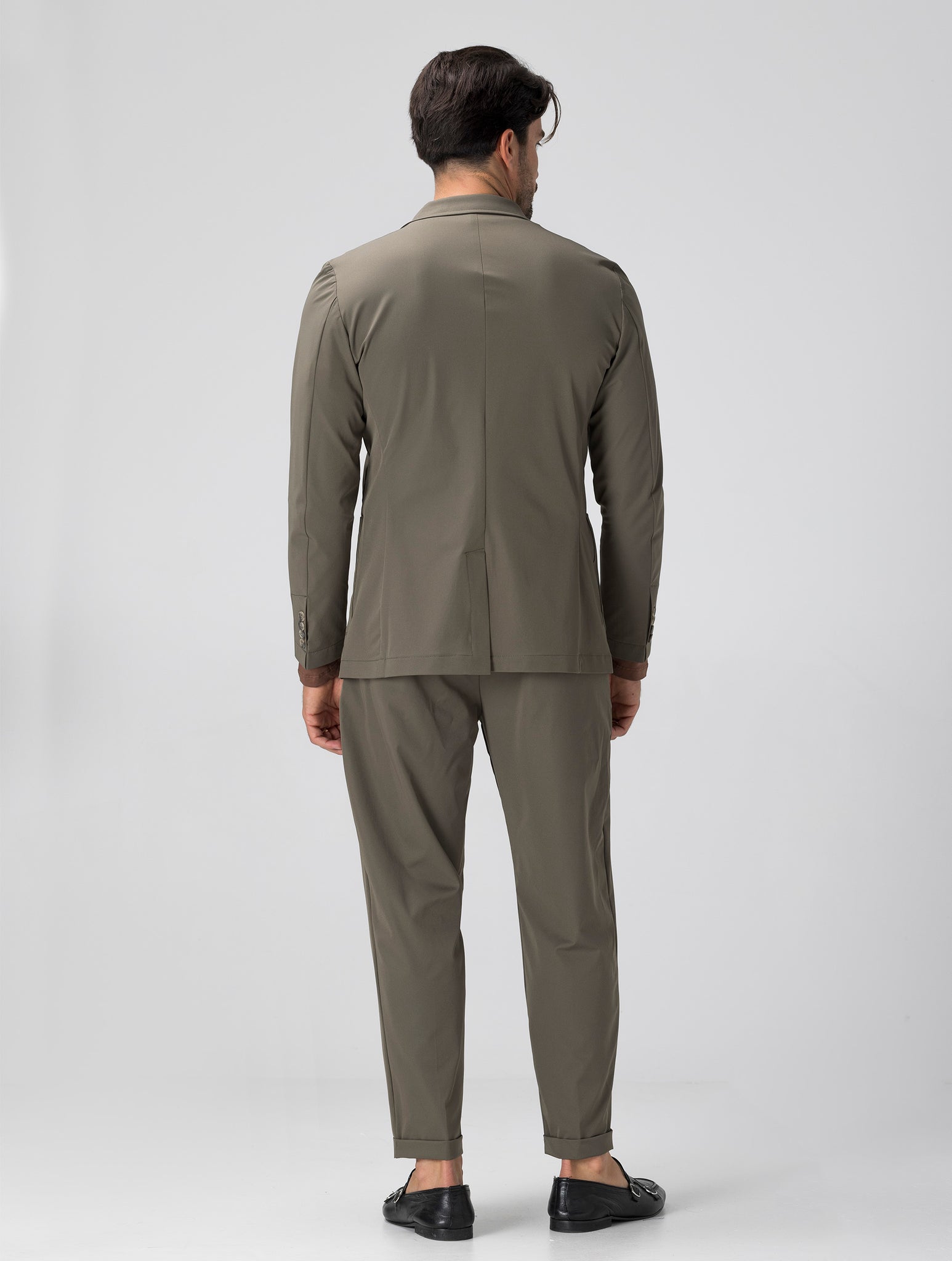 HIRO TECH FORMAL SUIT IN GREEN